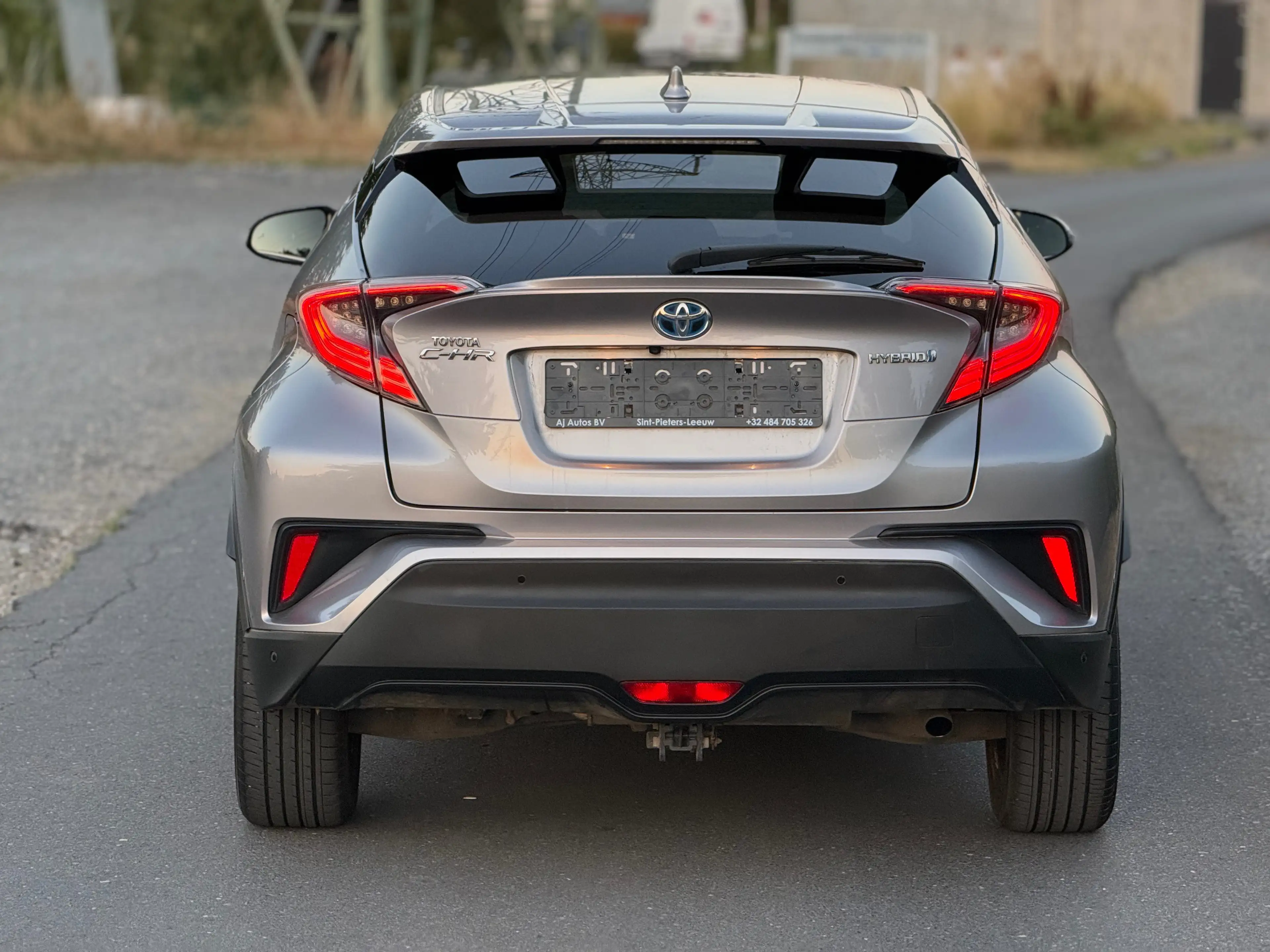 Toyota C-HR C-HR Hybrid 1.8i VVT-i C-Hic E-CVT(EU6.2) — photo 7