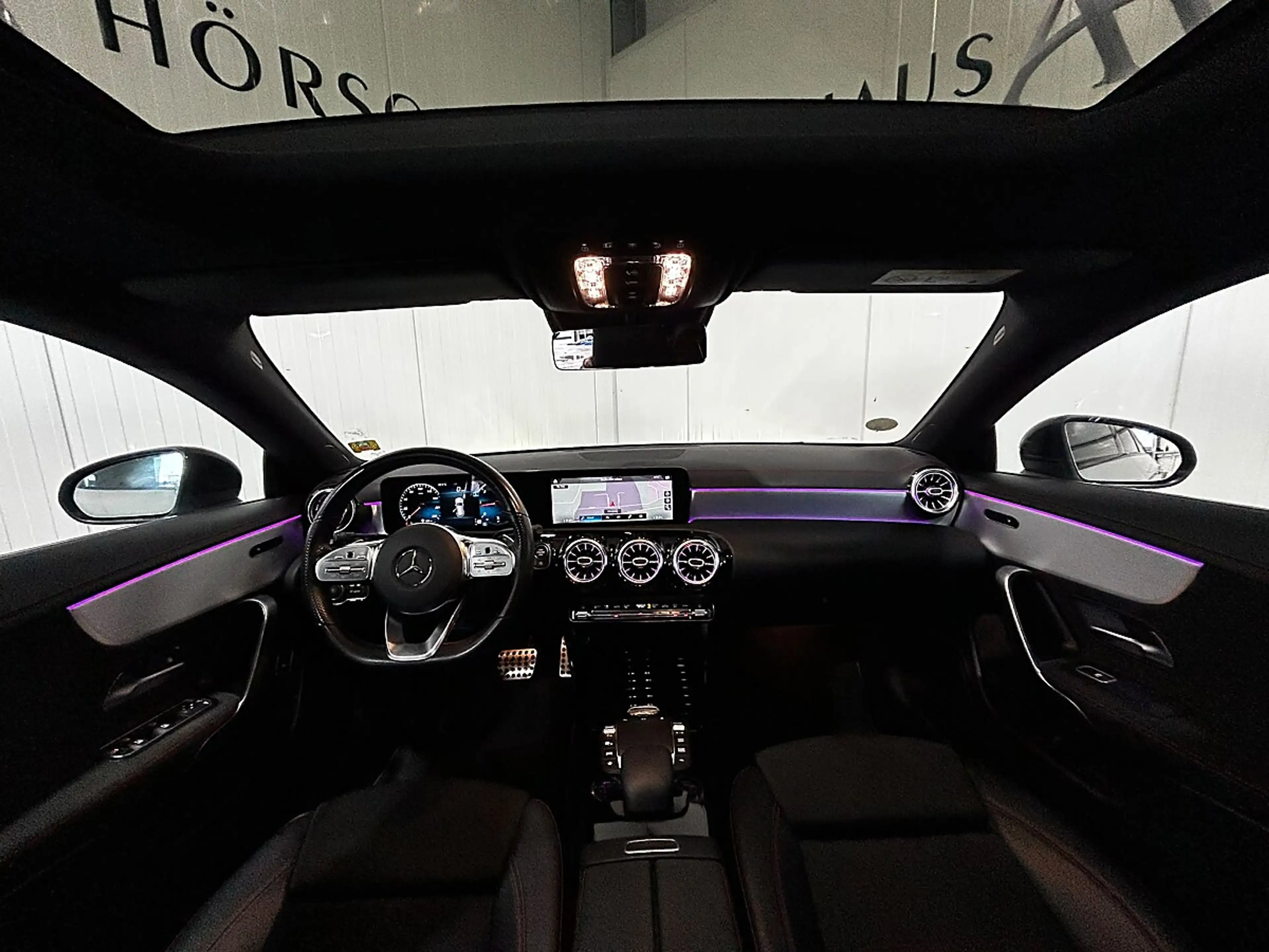Mercedes-Benz CLA 200 d Shooting Brake Aut. //AMG-PAKET//PANO//AMBIEN... — photo 8