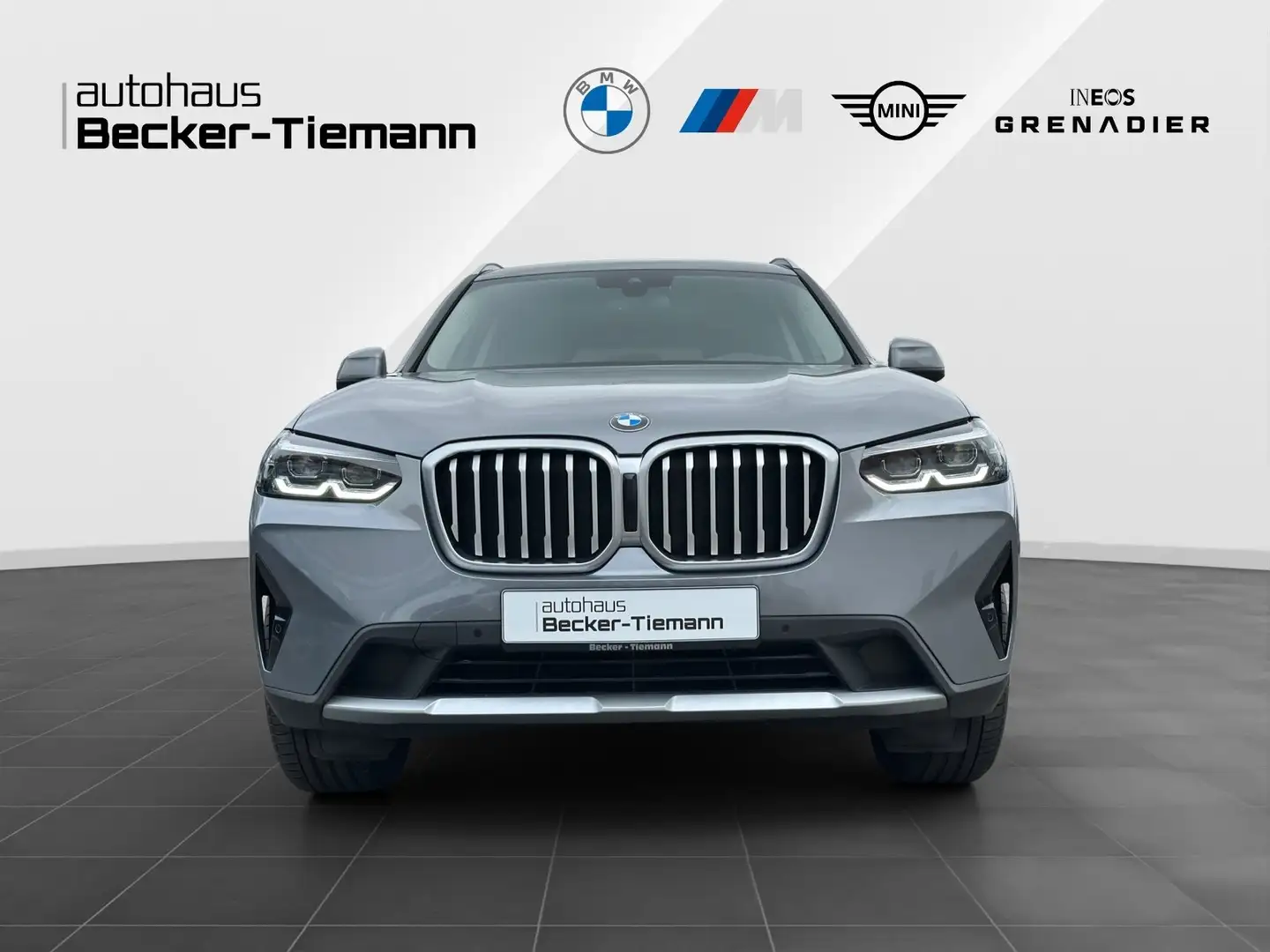 BMW X3 xDrive20i AUT.*AHK*19 ZOLL*HIFI*LED*LC PLUS*KAMERA Grau - 2
