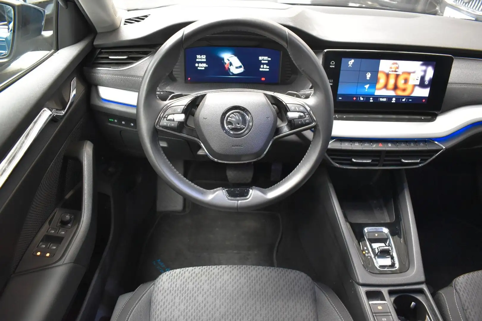 Skoda Octavia 2.0 TDI Combi First Edition*LED*NAVI*SHZ Blau - 2