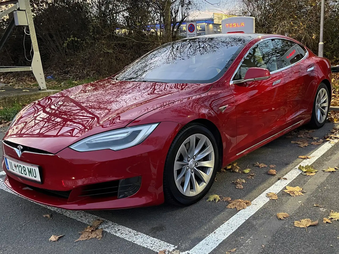 Tesla Model S S75D Facelift Rot - 1