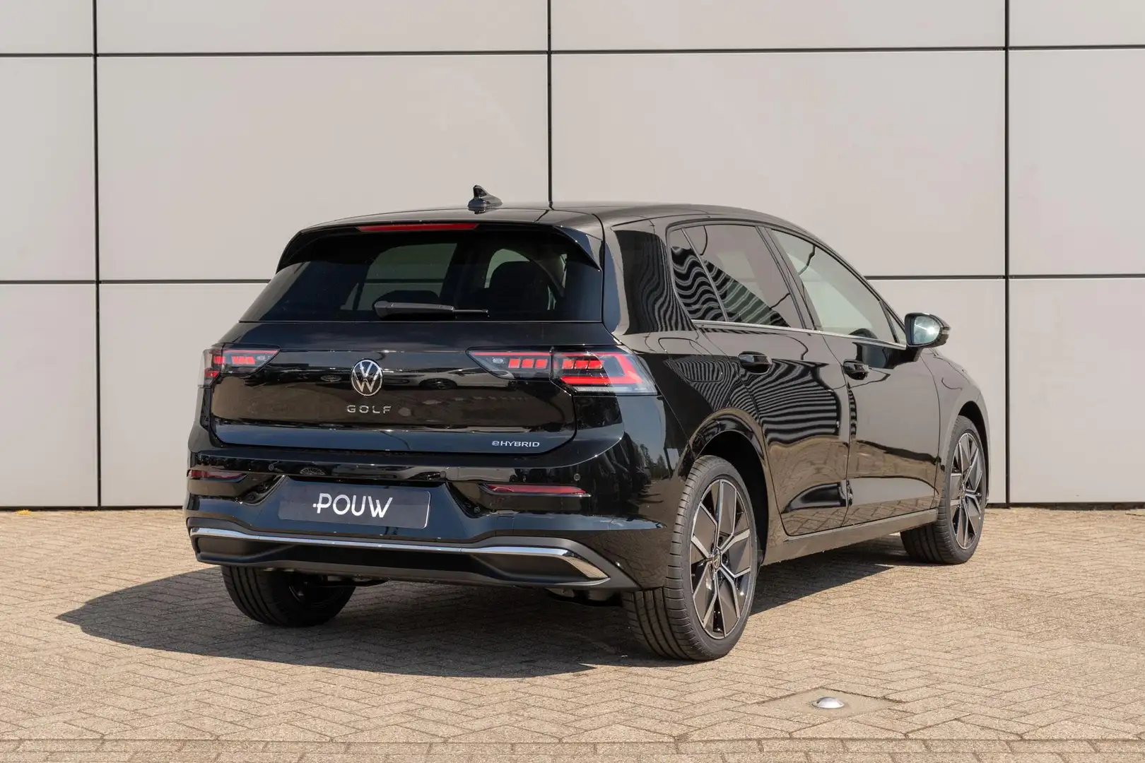Volkswagen Golf 1.5 eHybrid 204pk Style Edition | Multimedia Pakke Noir - 2