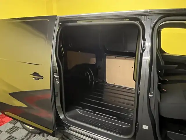 Peugeot Expert view 5