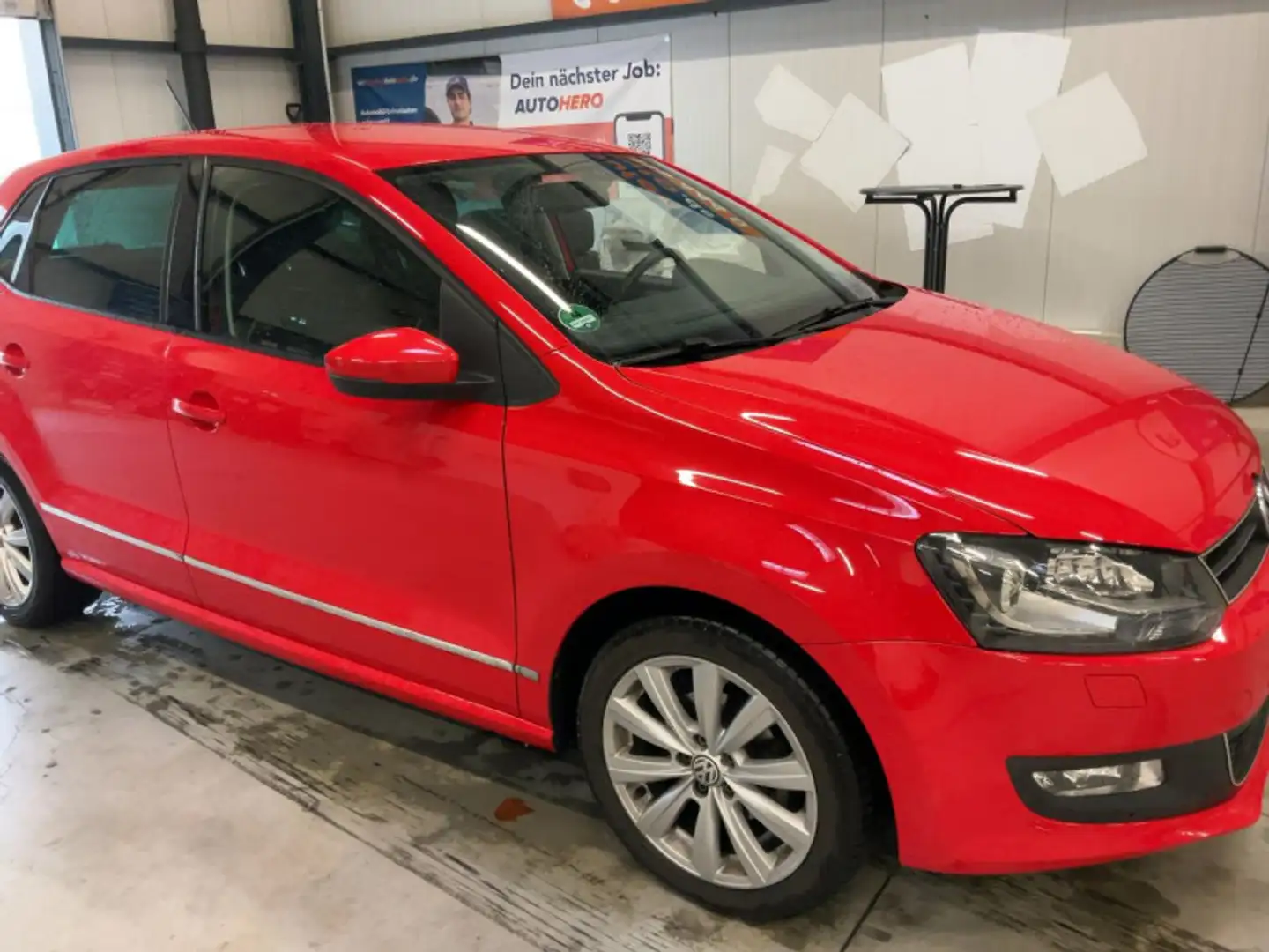 Volkswagen Polo 1.6 TDI 90CH FAP MATCH 5P Rouge - 2