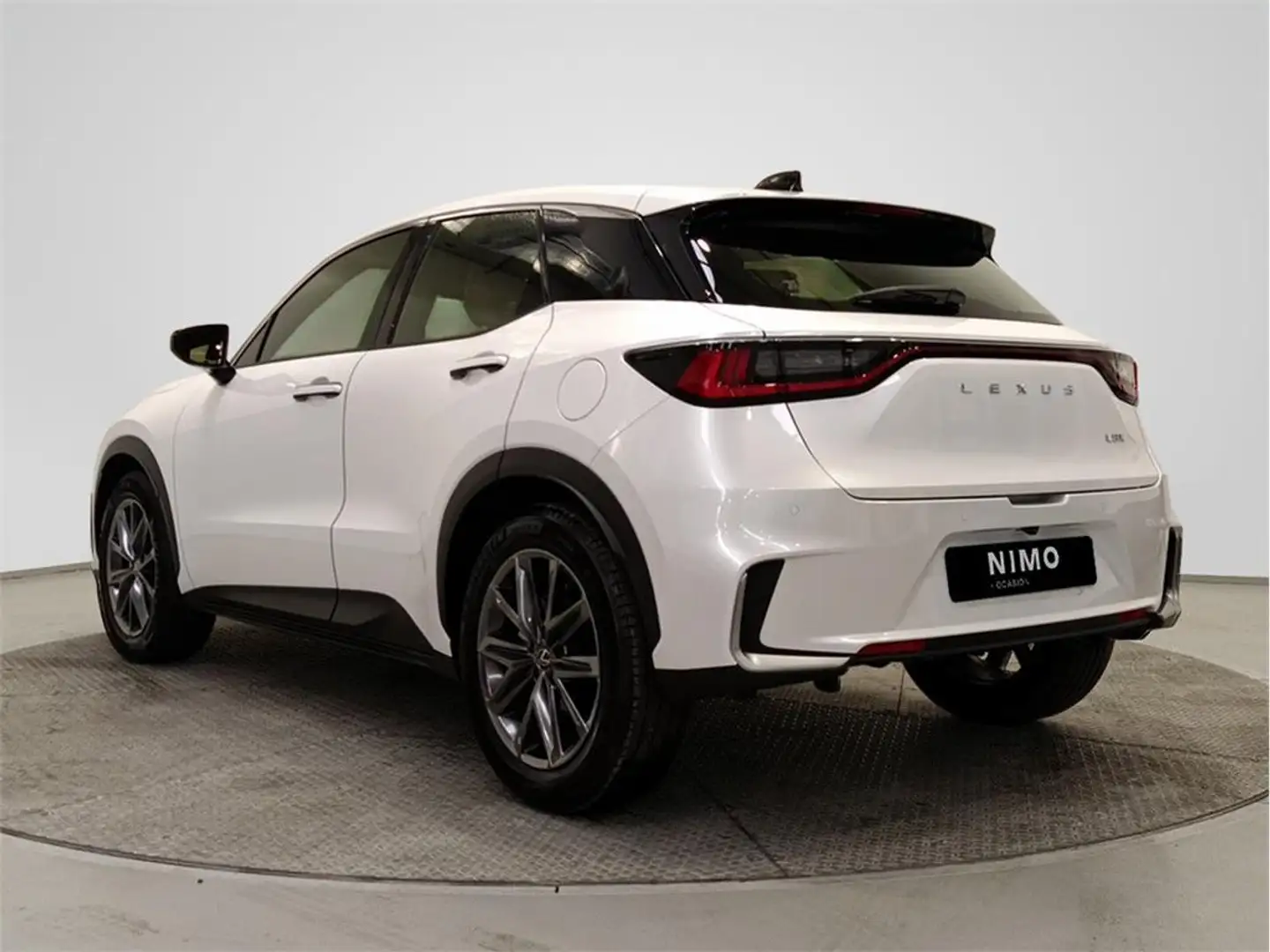 Lexus LBX 1.5 136cv HEV Elegant+ - 2