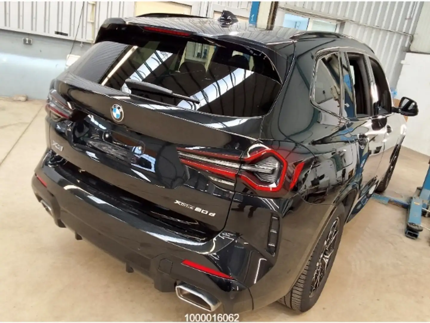 BMW X3 xDrive20d M Sport Pano H/K HUD ACC AHK Laser Innov Schwarz - 2