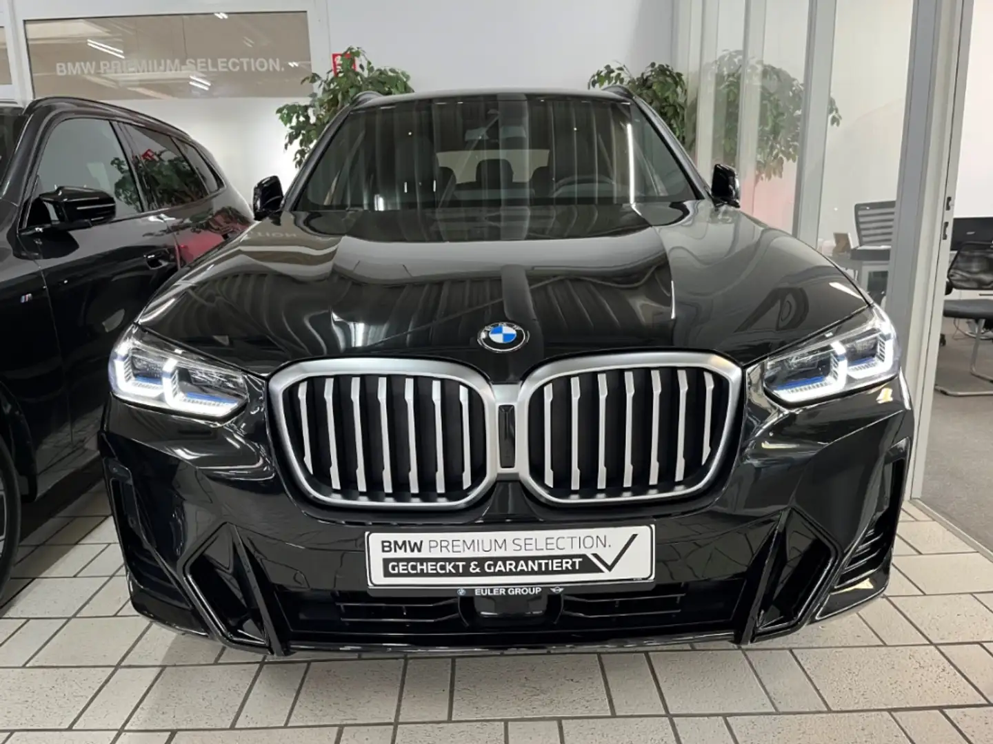 BMW X3 xDrive20d M Sport Pano H/K HUD ACC AHK Laser Innov Schwarz - 2