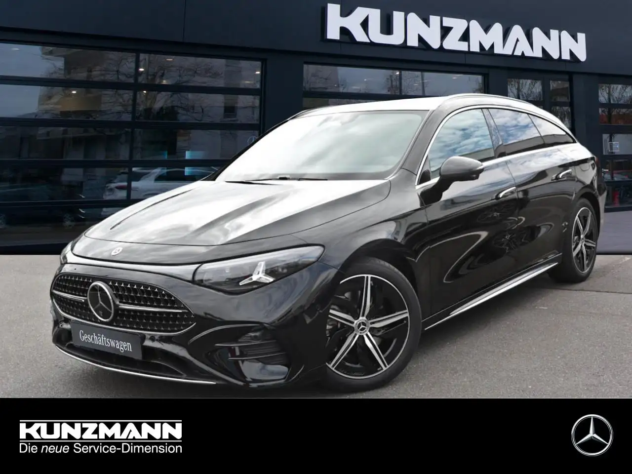 Mercedes-Benz CLA 200 AMG Panorama Distronic — photo 1 of 15
