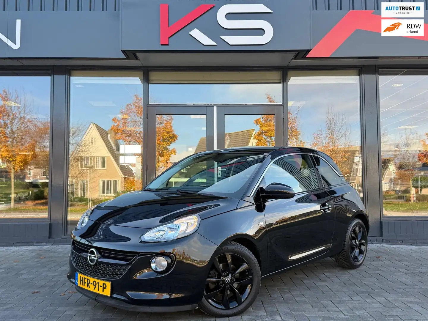 Opel Adam 1.4 Cruise Pdc Stoel&Stuurverwarming Schwarz - 1