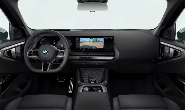 BMW X3 view 4