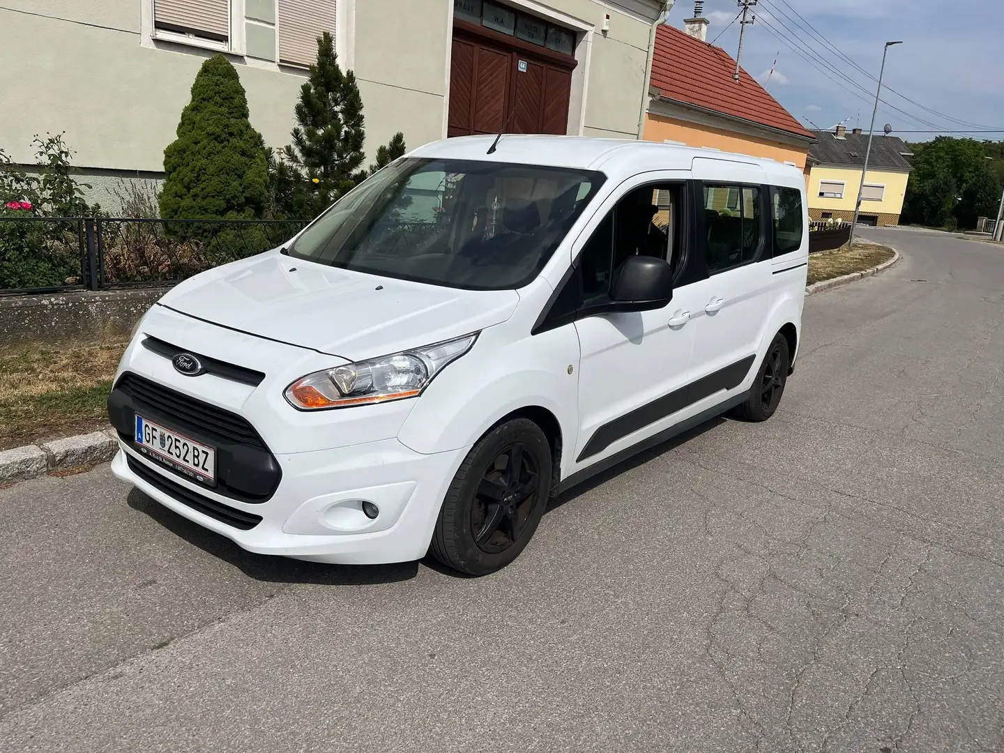 Ford Grand Tourneo Connect Lang Trend 1,6 TDCi, AHK, Klima, 8 fach,..... Weiß - 1