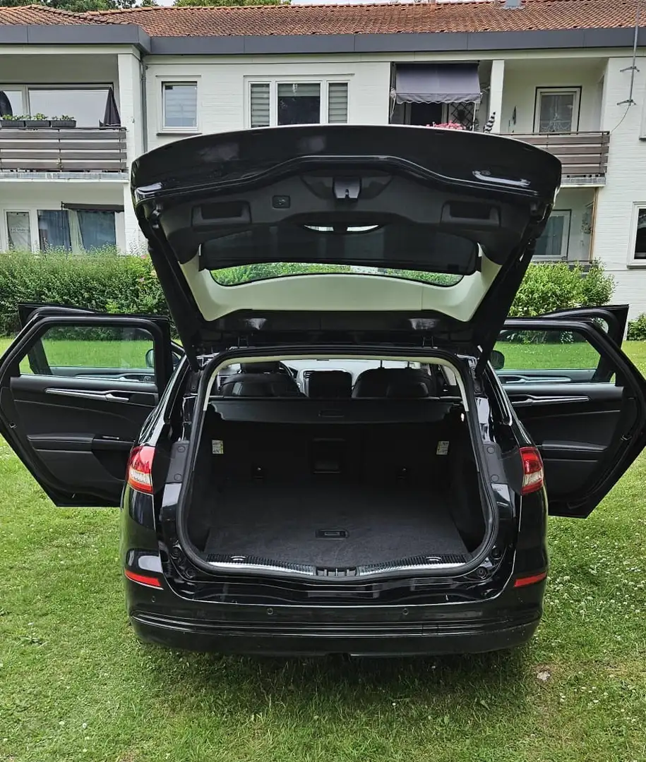 Ford Mondeo Titanium Negru - 2
