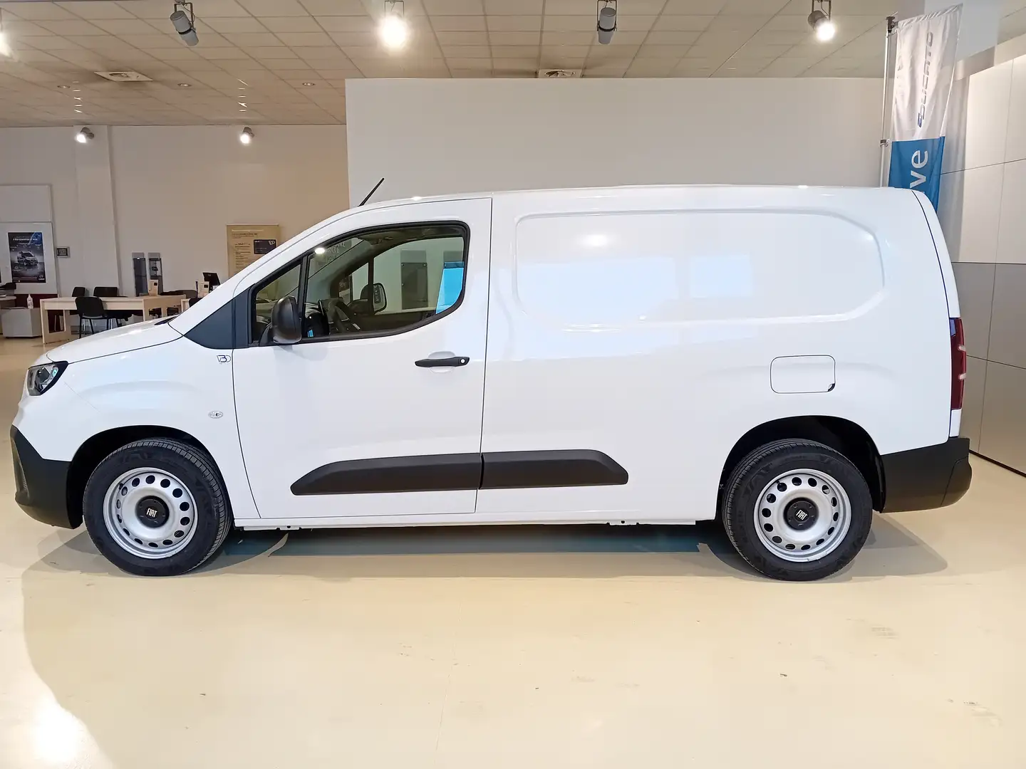 Fiat Doblo van LH1 1.5 Bluehdi 100cv MT6 Bianco - 1