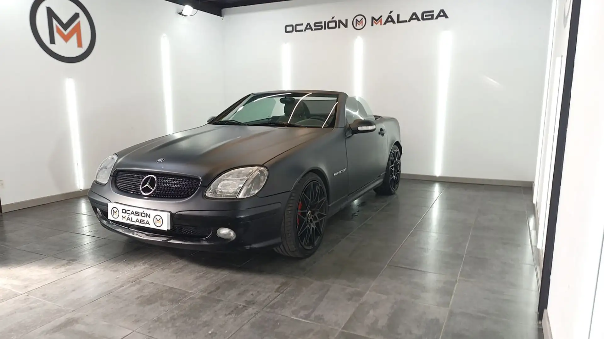 Mercedes-Benz SLK 32 AMG AUTO Schwarz - 2