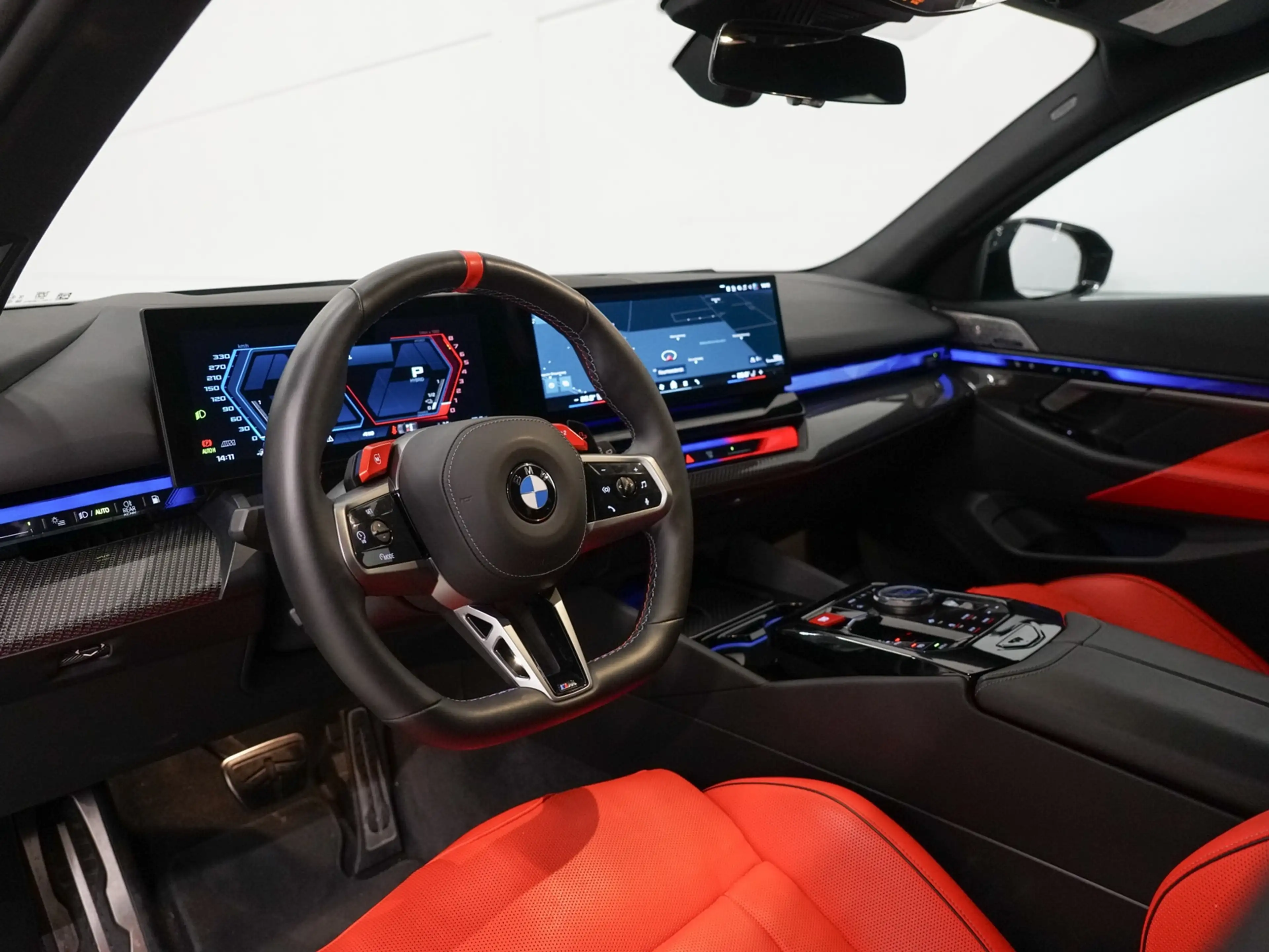 BMW M5 5-serie Touring Bowers Wilkins | CoPilot | Stoelve — photo 2