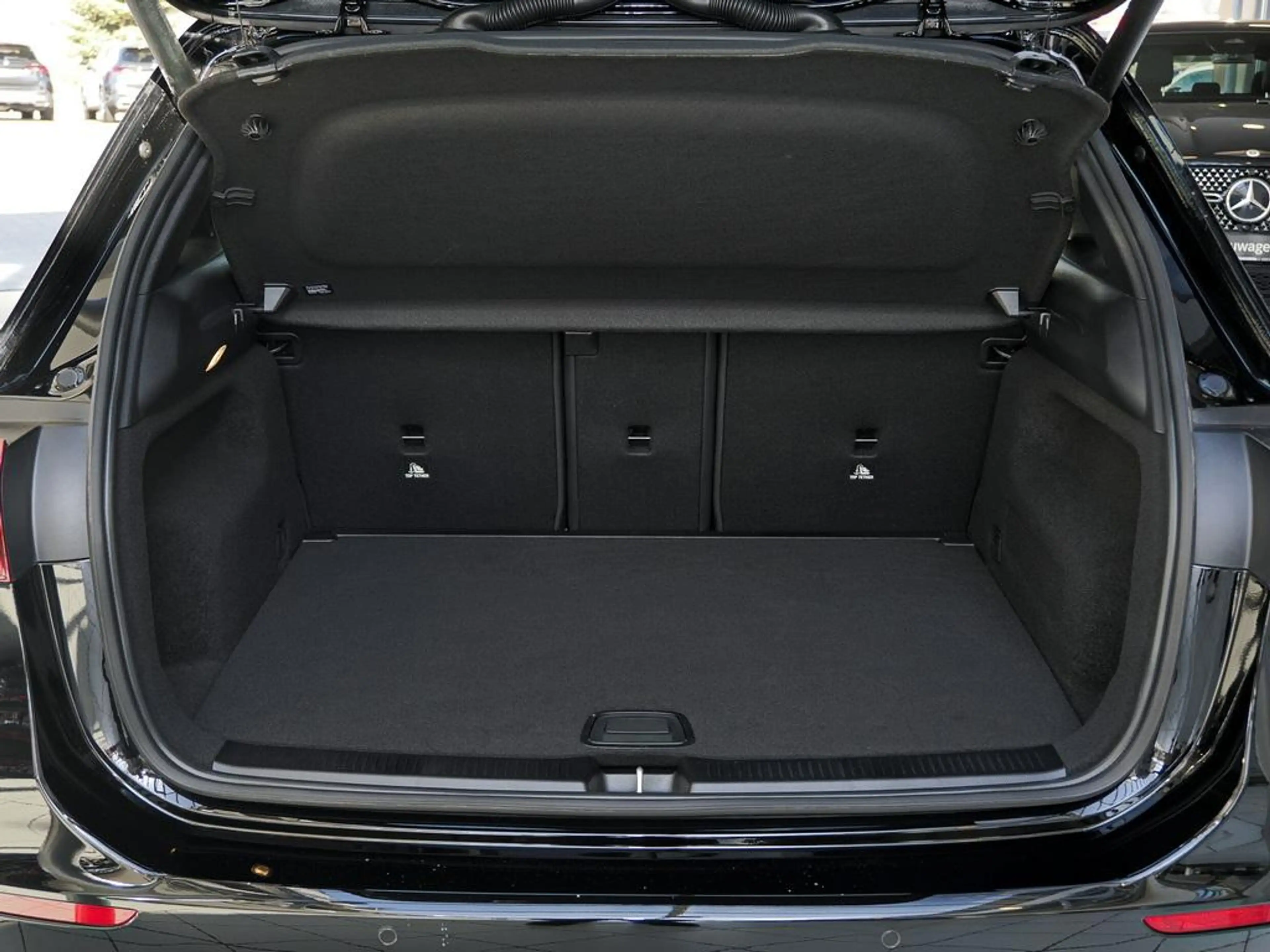 Mercedes-Benz B 180 d PROGRESSIVE AHK SOUND WINTER-PAKET DISTR — photo 14