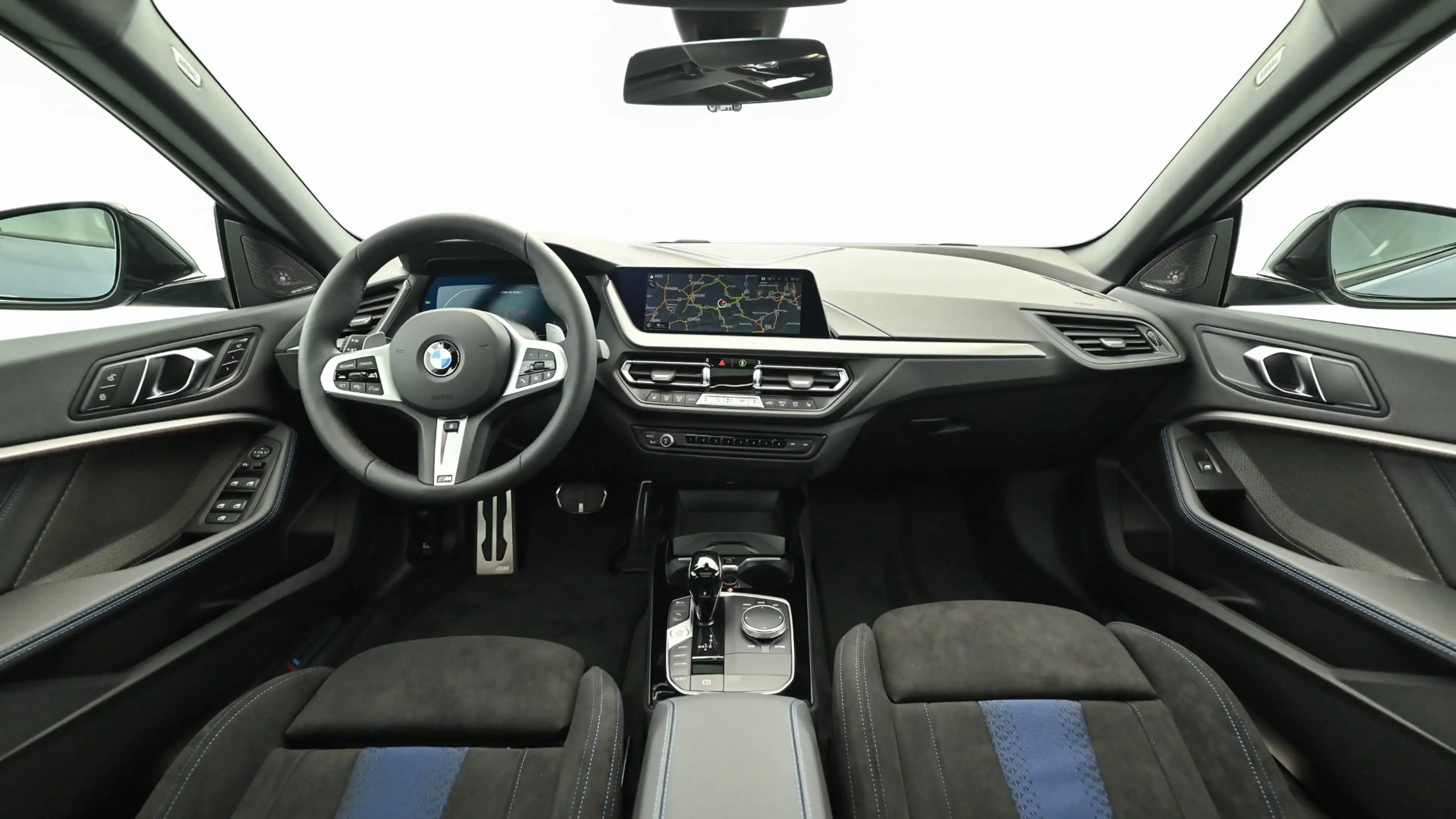 BMW 235 M235i xDrive — photo 12