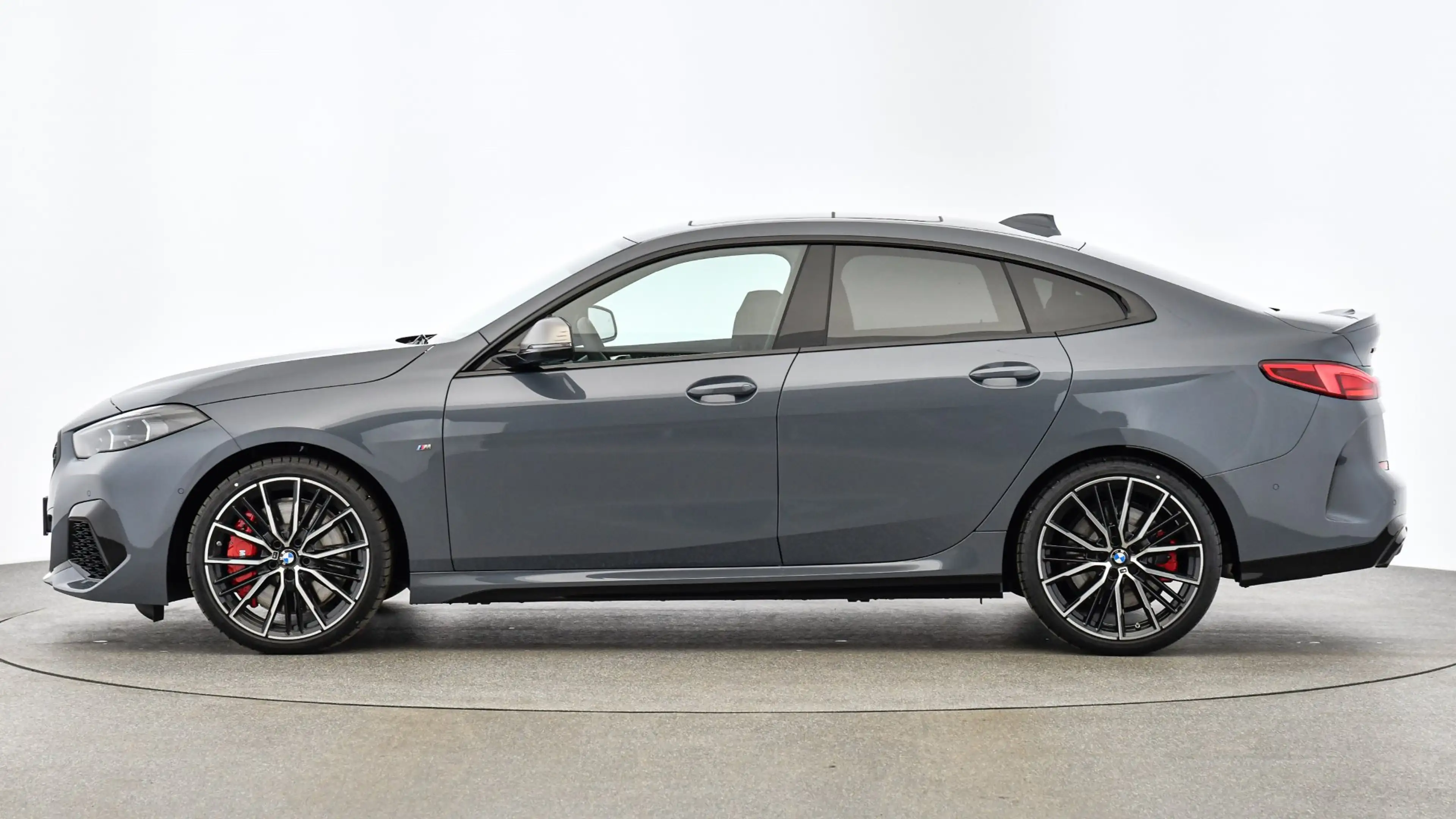 BMW 235 M235i xDrive — photo 4