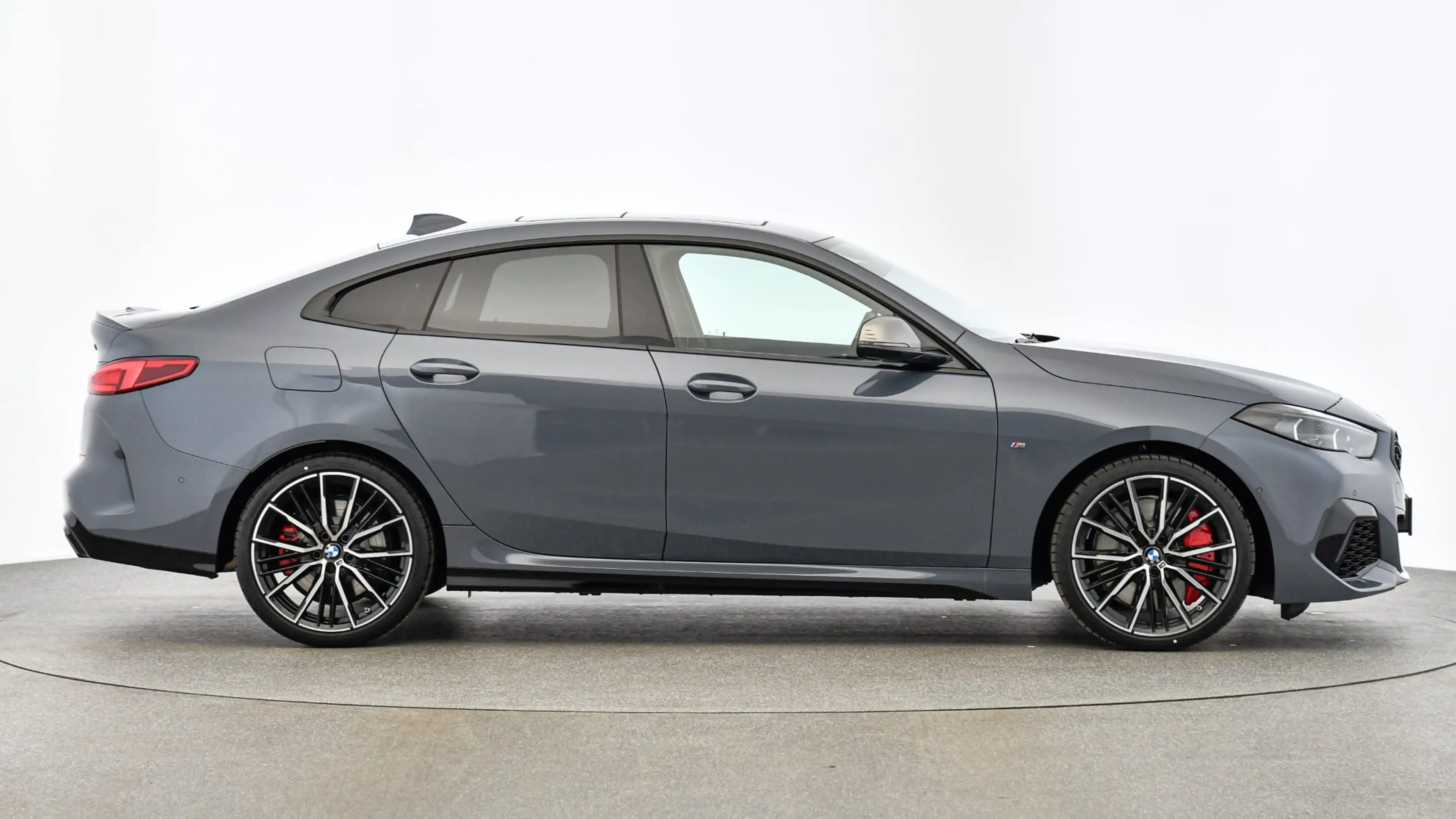 BMW 235 M235i xDrive — photo 8