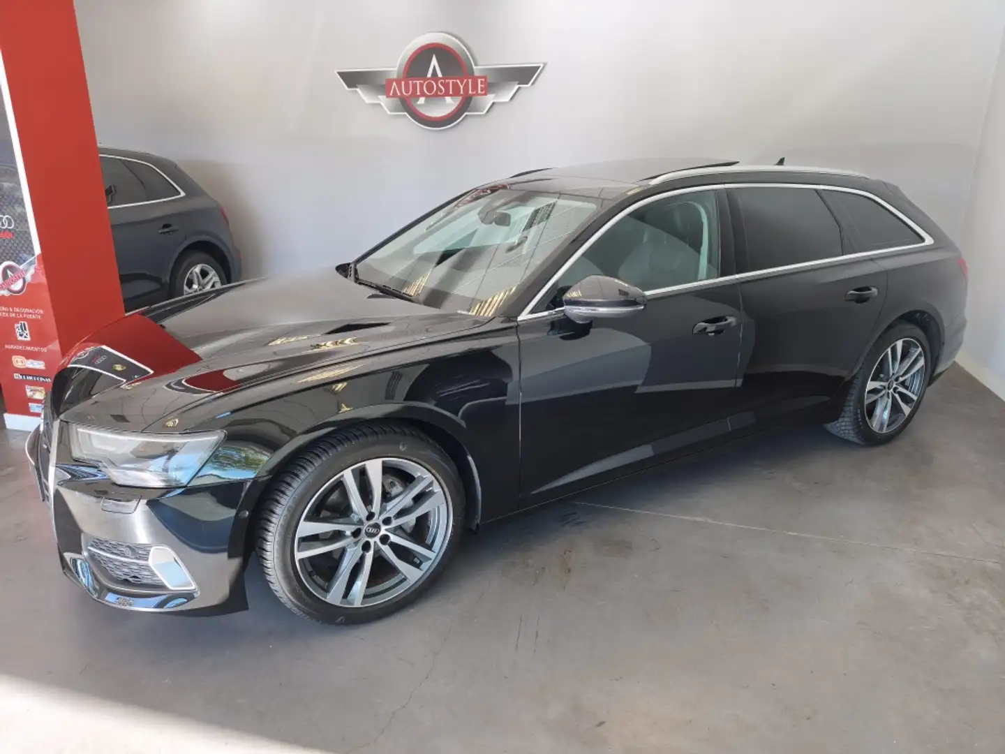 Audi A6 Avant 40 TDI Sport S tronic Zwart - 2