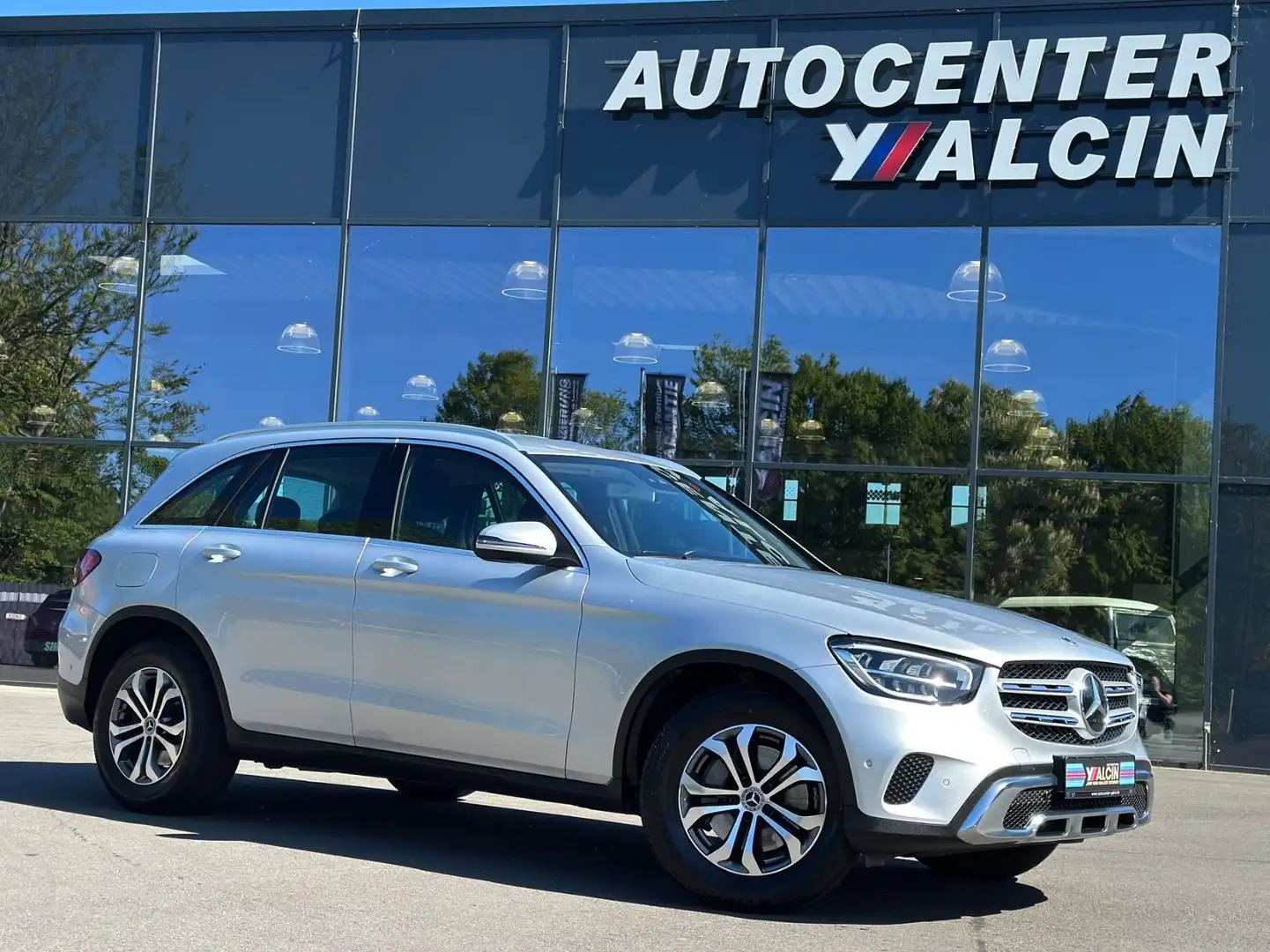 Mercedes-Benz GLC 220 d 4MATIC Aut. Facelift NAV/18LM/LED Silber - 1