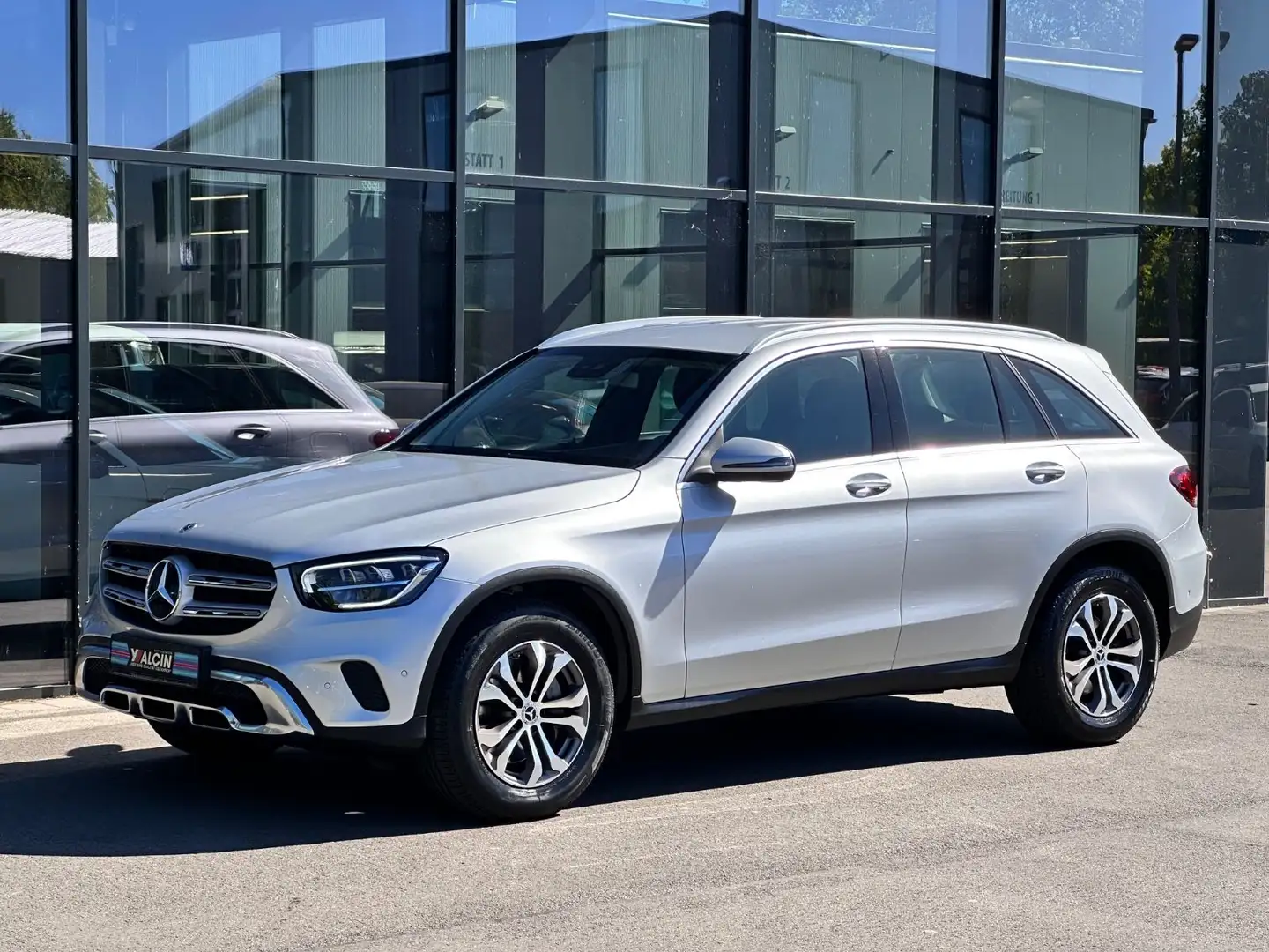 Mercedes-Benz GLC 220 d 4MATIC Aut. Facelift NAV/18LM/LED Silber - 2
