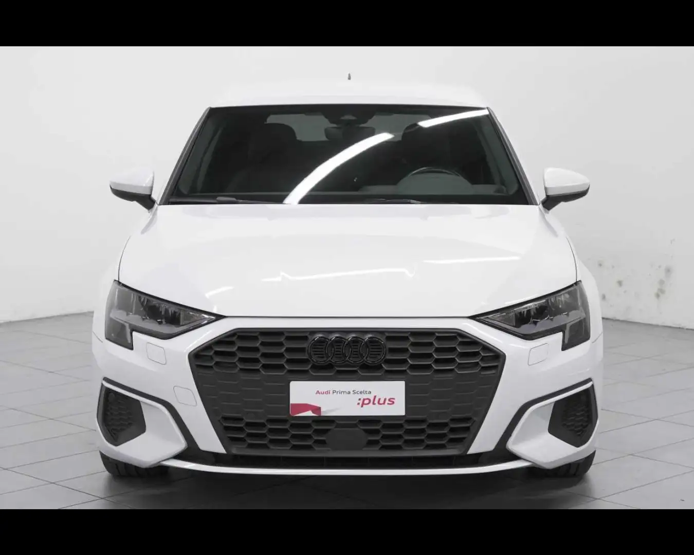 Audi A3 IV 2020 Sportback 2.0 TDI Stronic Business Blanc - 2