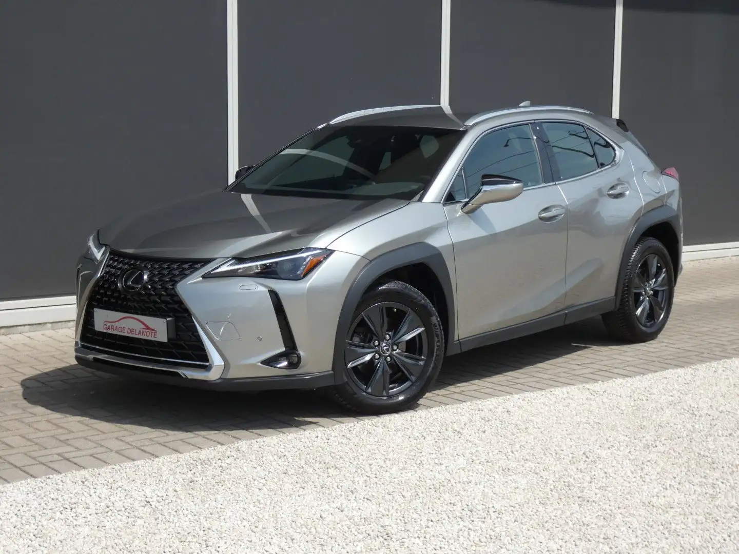 Lexus UX 250h HYBRID *Trekhaak* +LEDER +Zetelverwarming +GPS Beige - 2