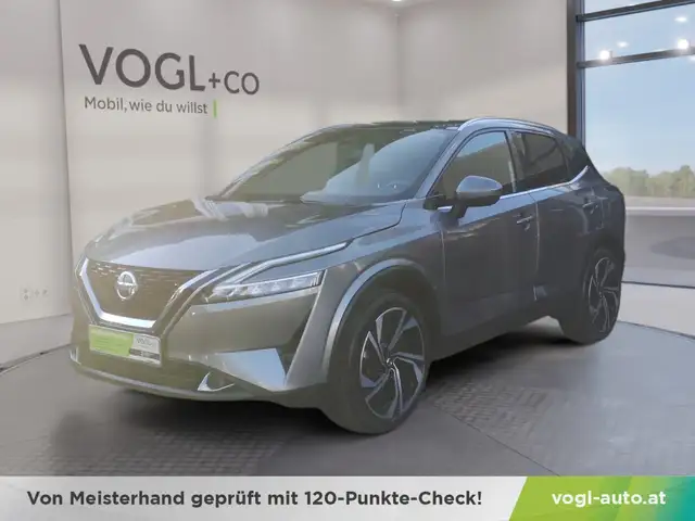 Nissan Qashqai Tekna + 1,3 DIG-T MHEV 158PS Xtronic