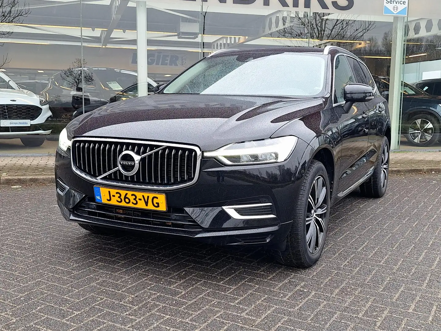 Volvo XC60 2.0 Recharge T6 AWD Inscription | Pano | Leder | A Schwarz - 2
