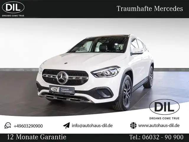 Mercedes-Benz GLA 200 7G DCT *PANO*AMBIENTE*R KAMERA*