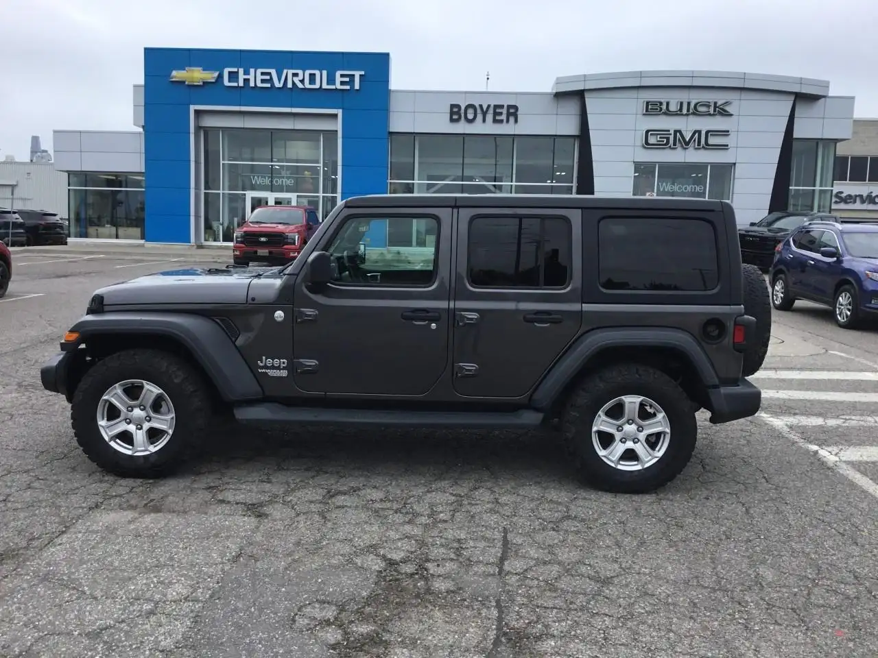 Jeep Wrangler снимка Jeep Wrangler