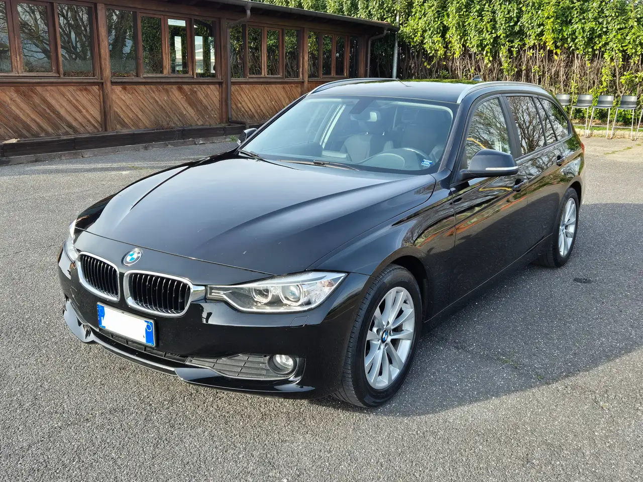 BMW 320