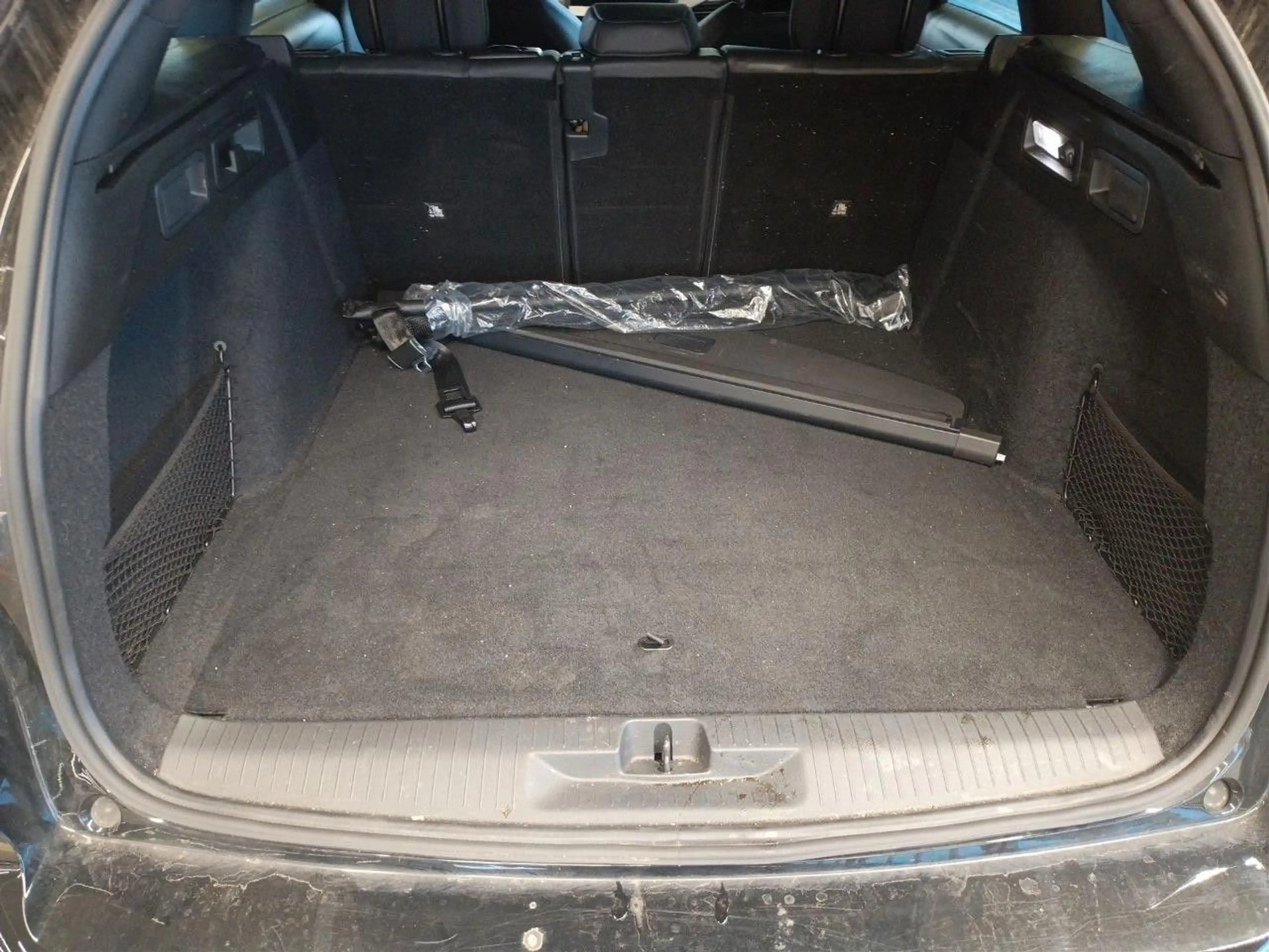 Opel Astra L Sports Tourer GS — photo 9