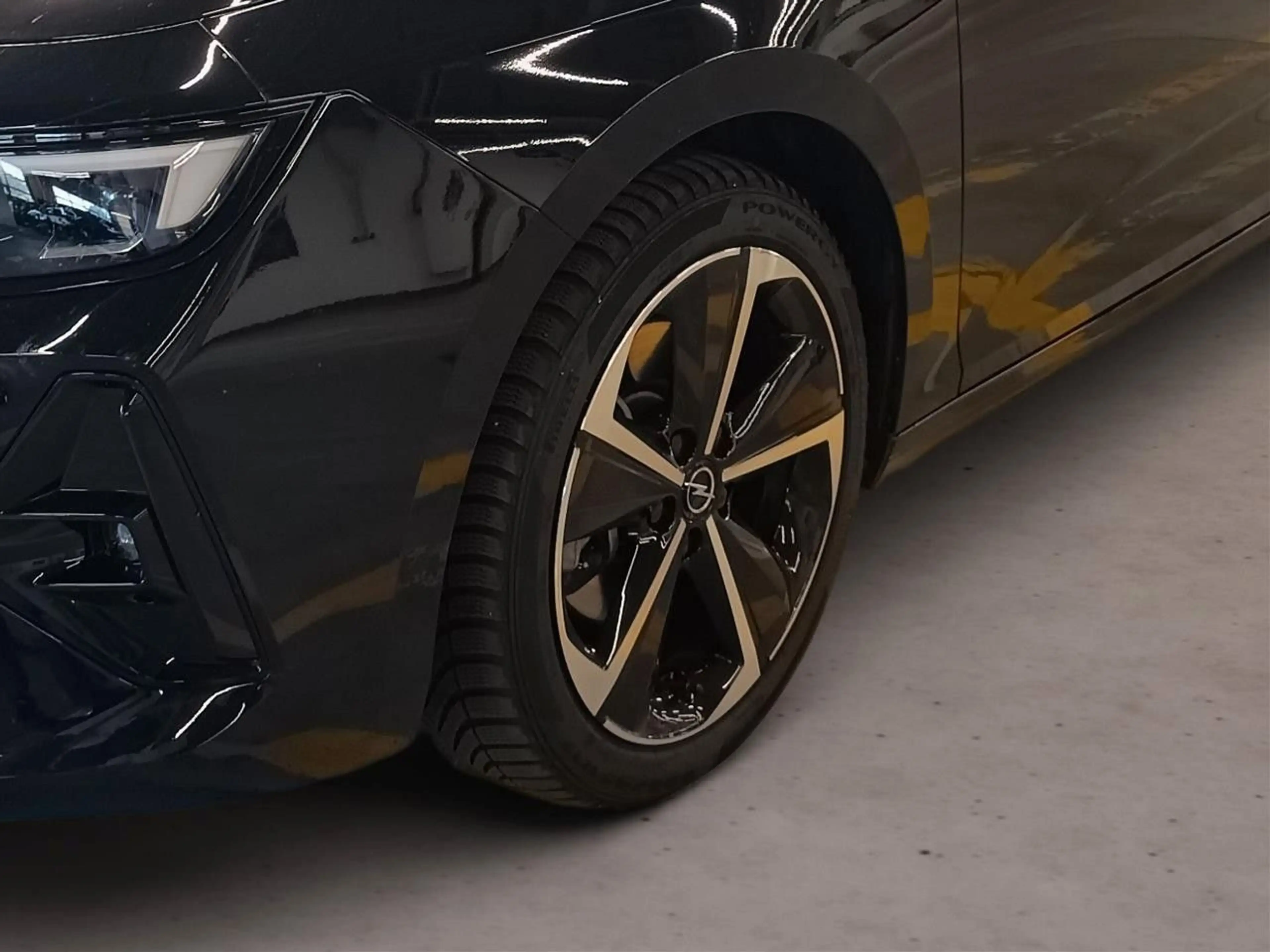 Opel Astra L Sports Tourer GS — photo 12