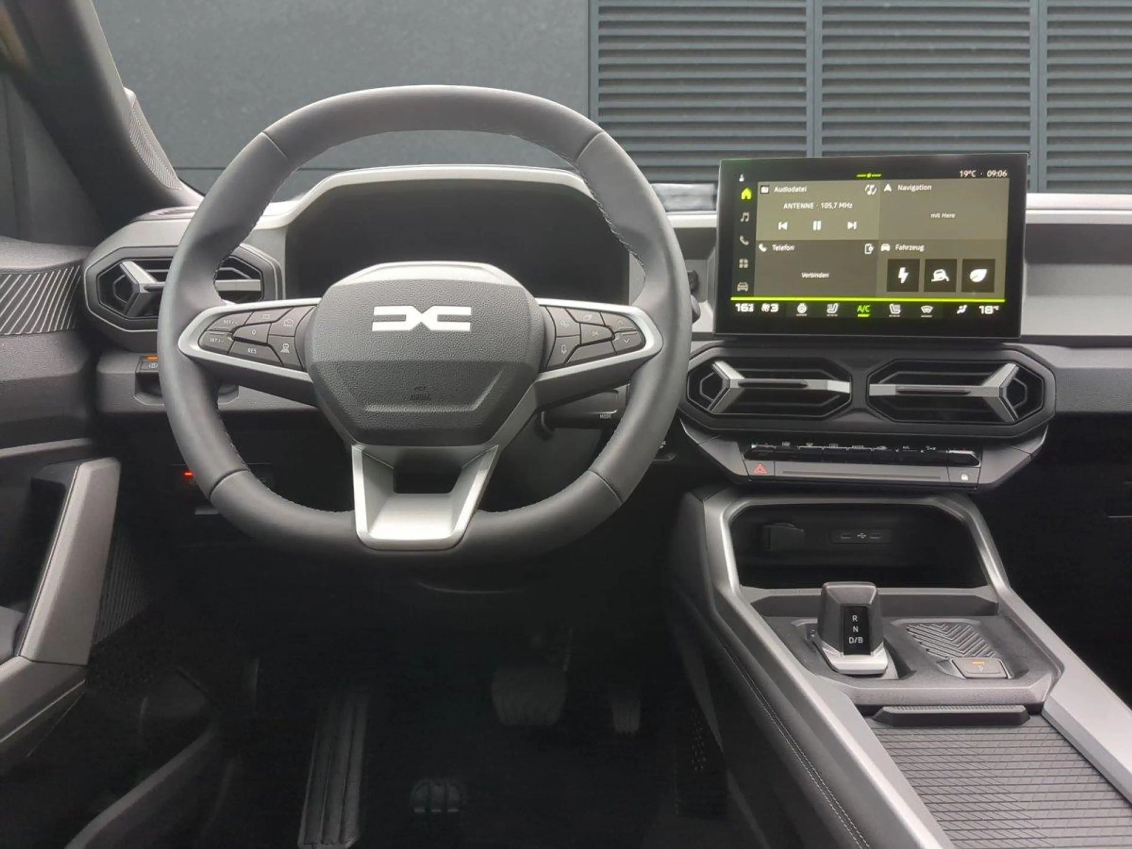Dacia Bigster Journey Panodach+SHZ+LKHZ Hybrid 155 116 kW (15... — photo 5