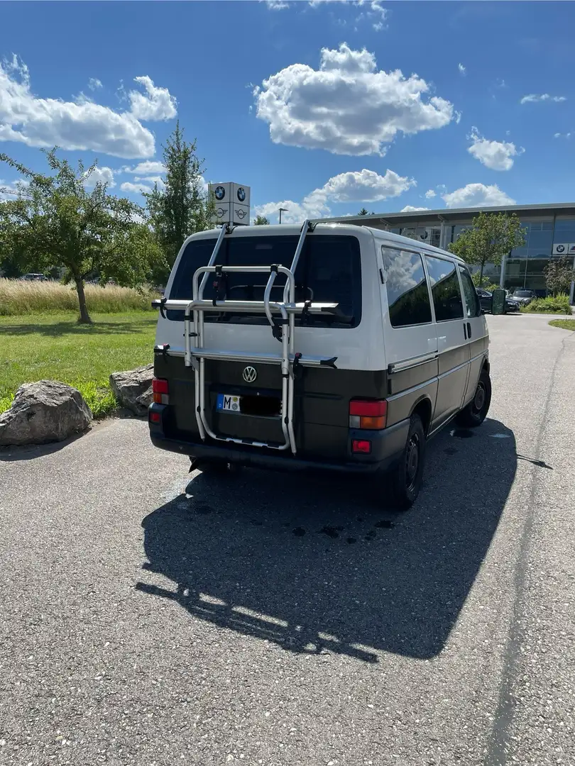 Volkswagen T4 Caravelle Syncro, voll ausgebauter Campervan Weiß - 2