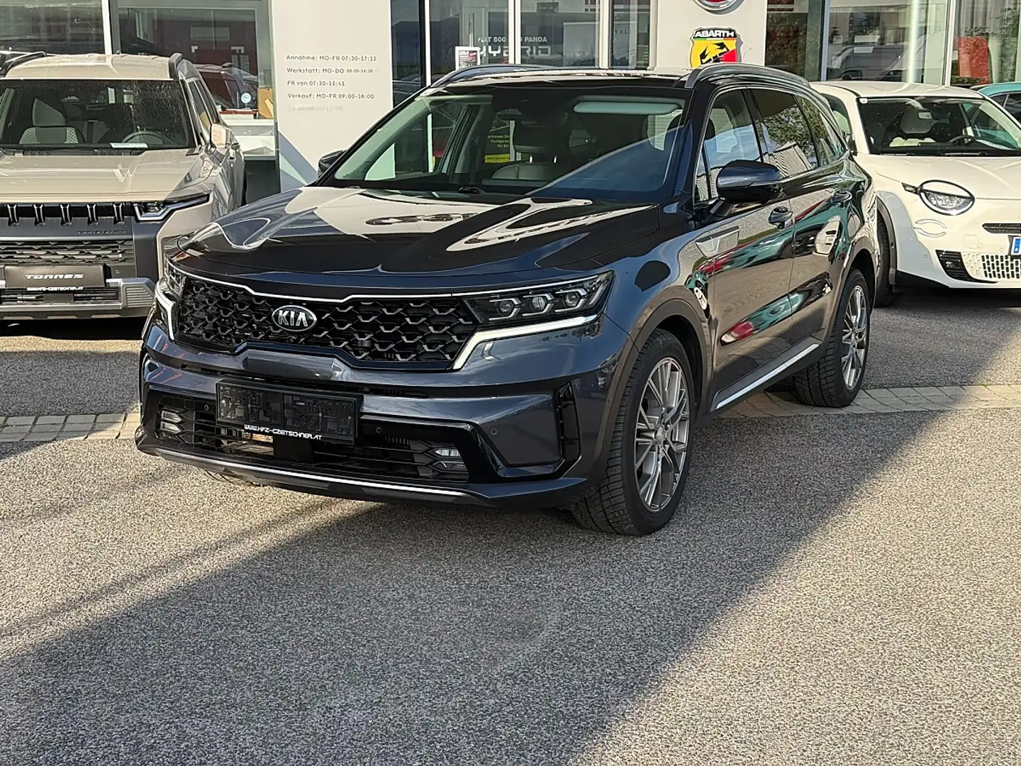 Kia Sorento 2,2 CRDi SCR AWD Platin DCT Grau - 1