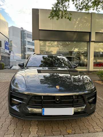 Imagine Porsche Macan S