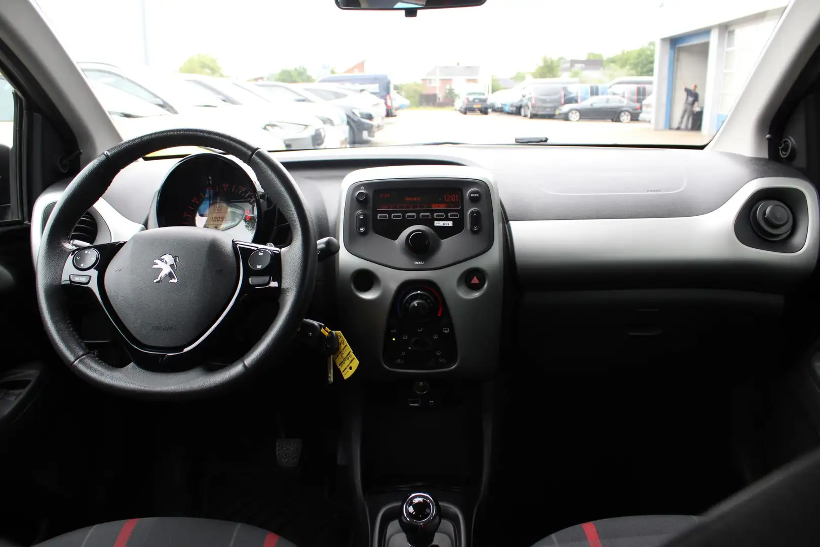 Peugeot 108 1.0 VTi Active | Automaat! | Airco | 5 Deurs | Dea Zwart - 2