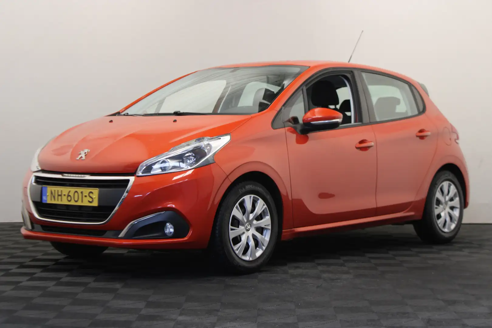 Peugeot 208 1.2 PureTech Blue Lion |Navi| Orange - 1