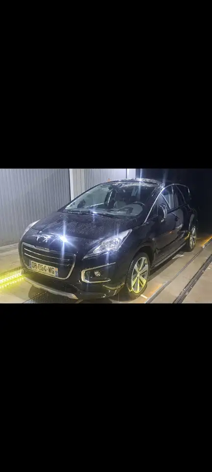 Peugeot 3008 1.6 HDi 115ch FAP BVM6 FÃ©line