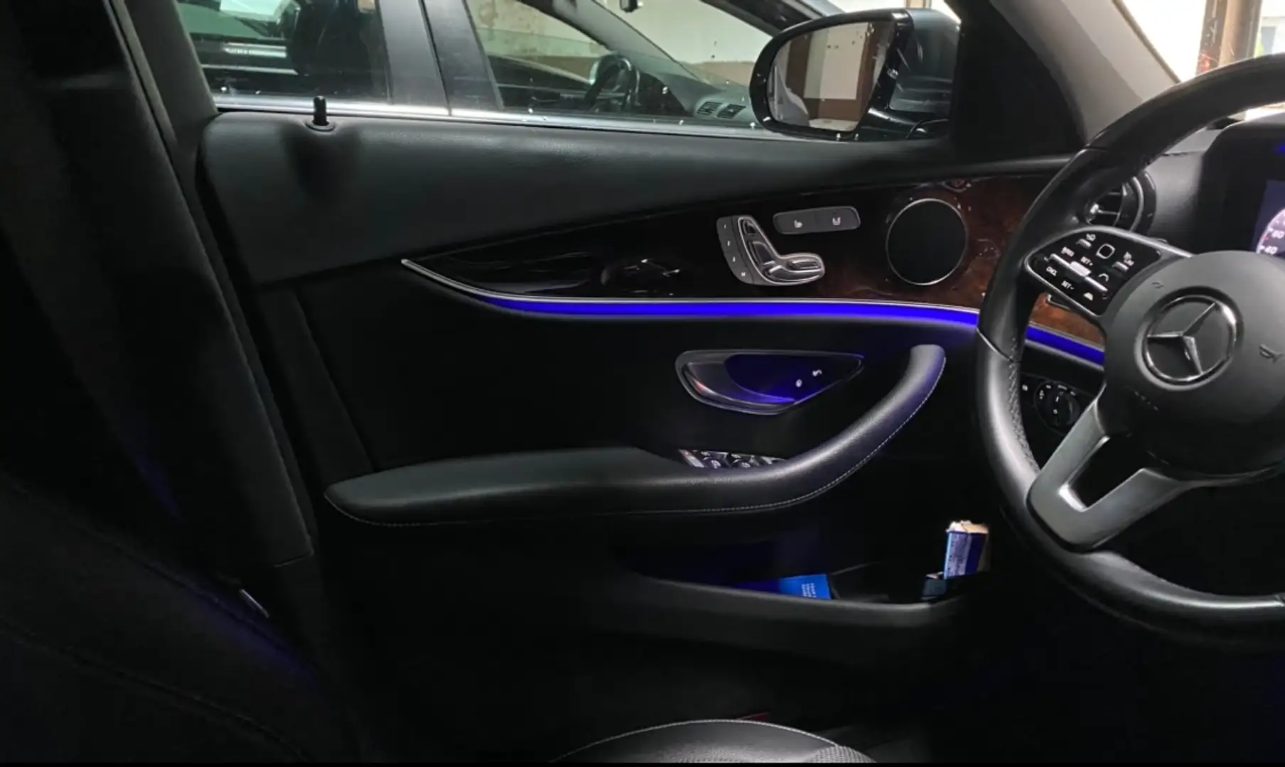 Mercedes-Benz E 450 E 450 4MATIC Avantgarde Aut. Avantgarde Grau - 2