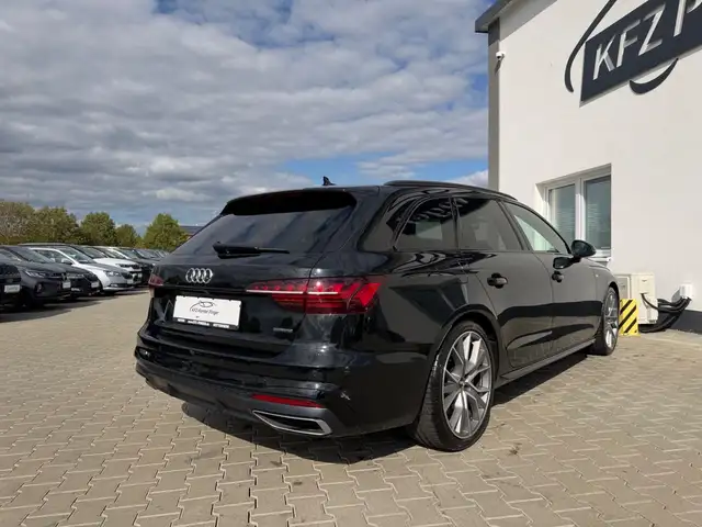 Audi A4 view 6