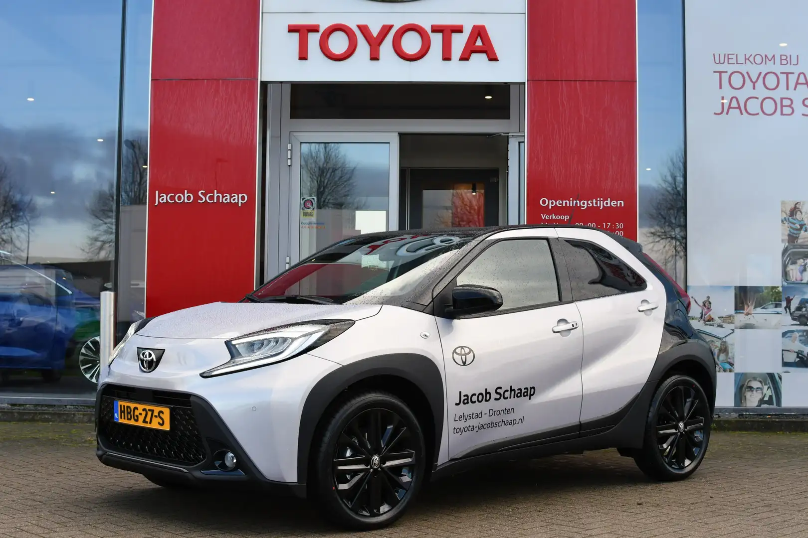 Toyota Aygo X 1.0 VVT-i S-CVT JBL 72pk | Automaat | JBL-audio | Violett - 1
