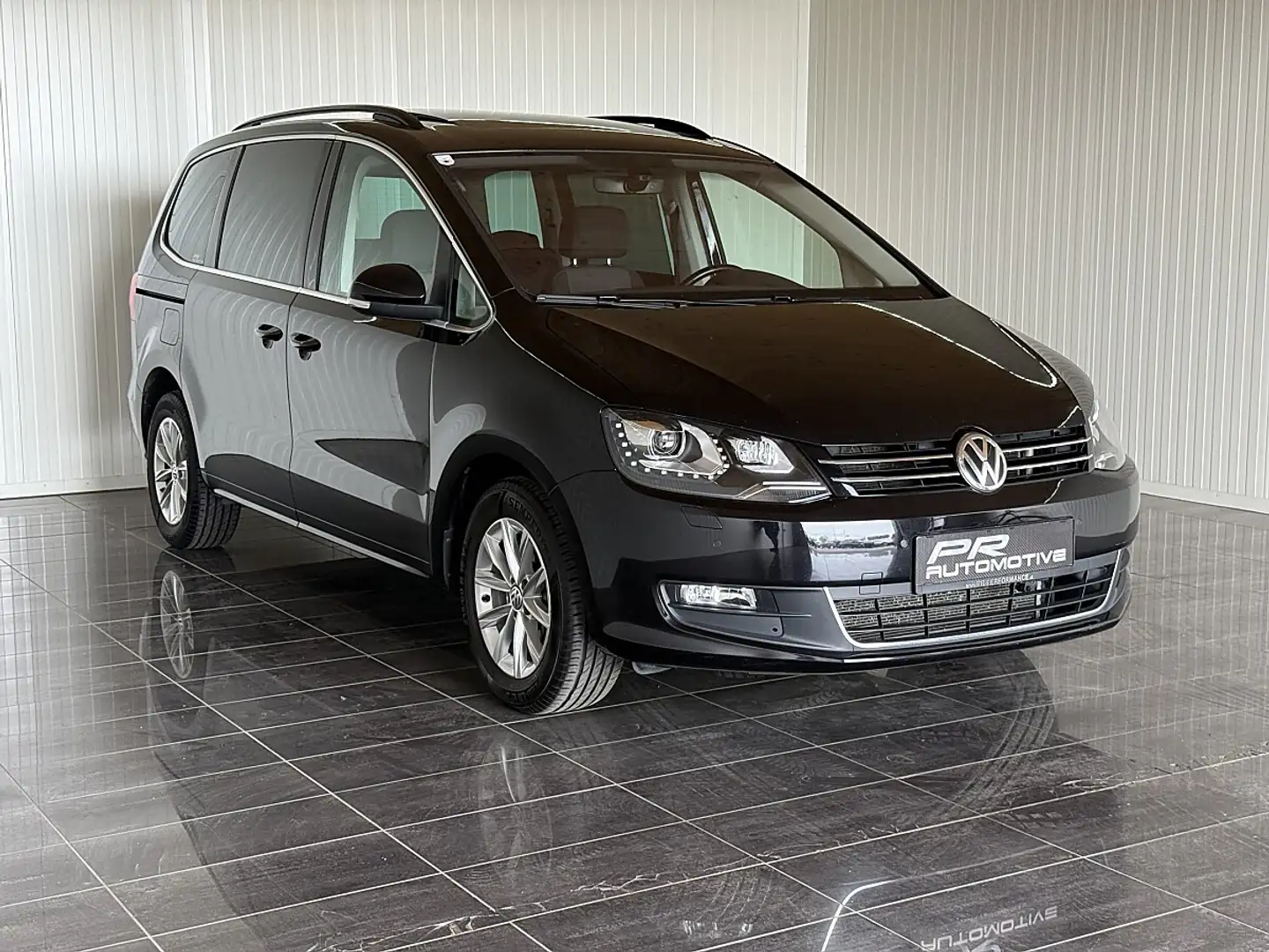 Volkswagen Sharan Comfortline BMT SCR 2,0 TDI*7-SITZER*DYNAUDIO*P... Schwarz - 2