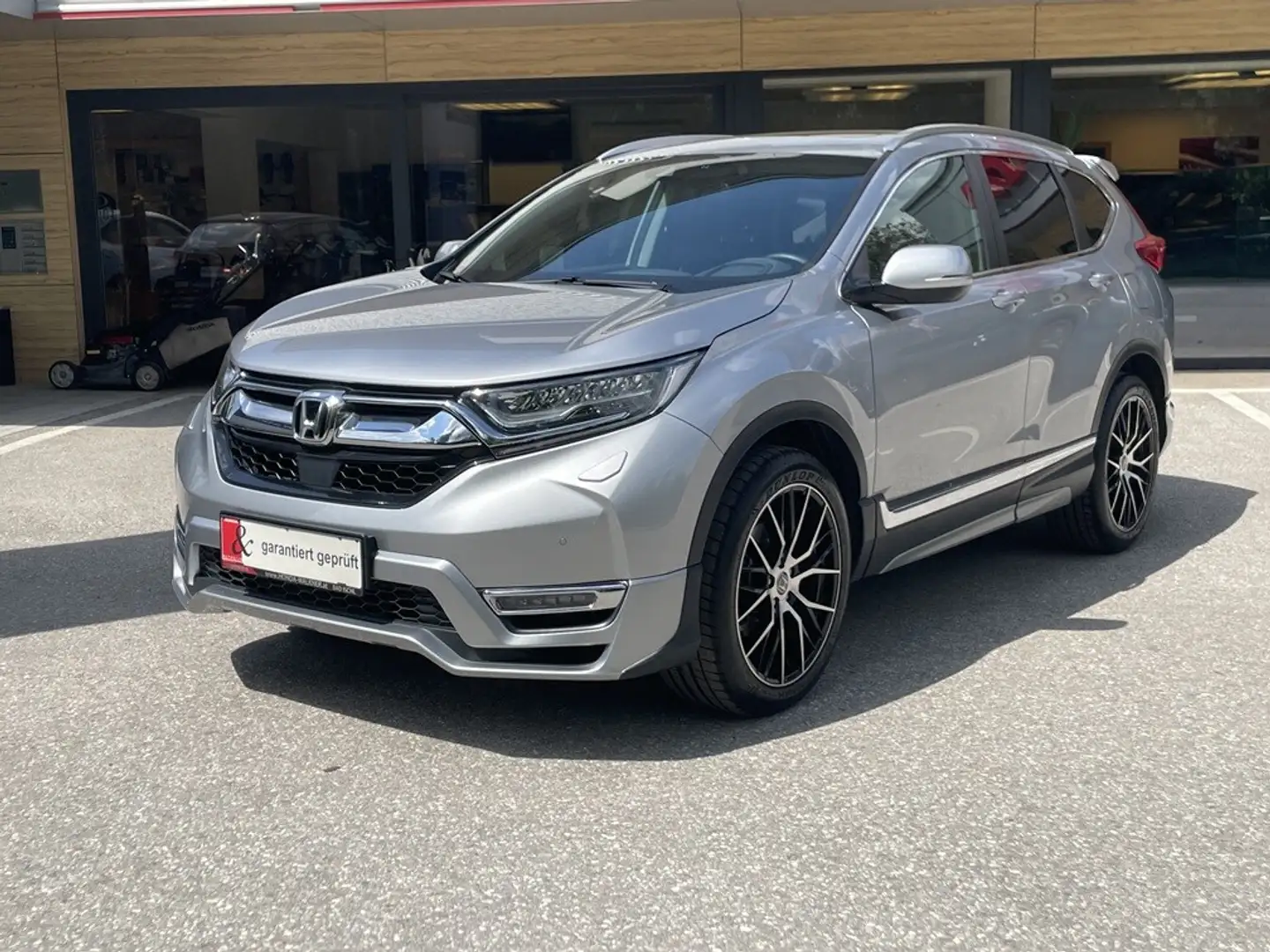 Honda CR-V 1,5 VTEC Turbo Executive CVT Aut. Silber - 1