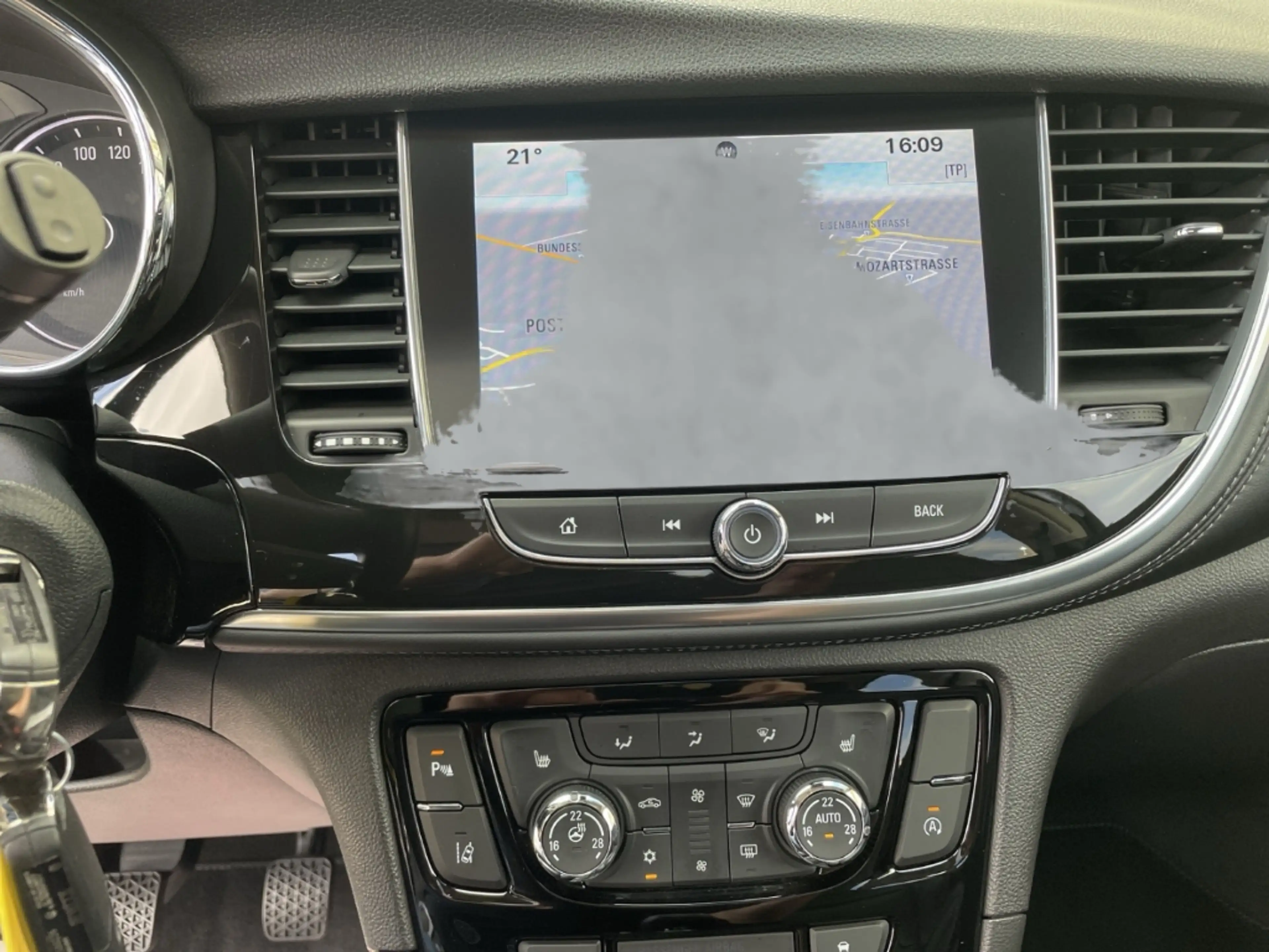 Opel Mokka INNOVATION 1.4 Turbo ecoFLEX, 103 kW (140 PS), Nav — photo 15