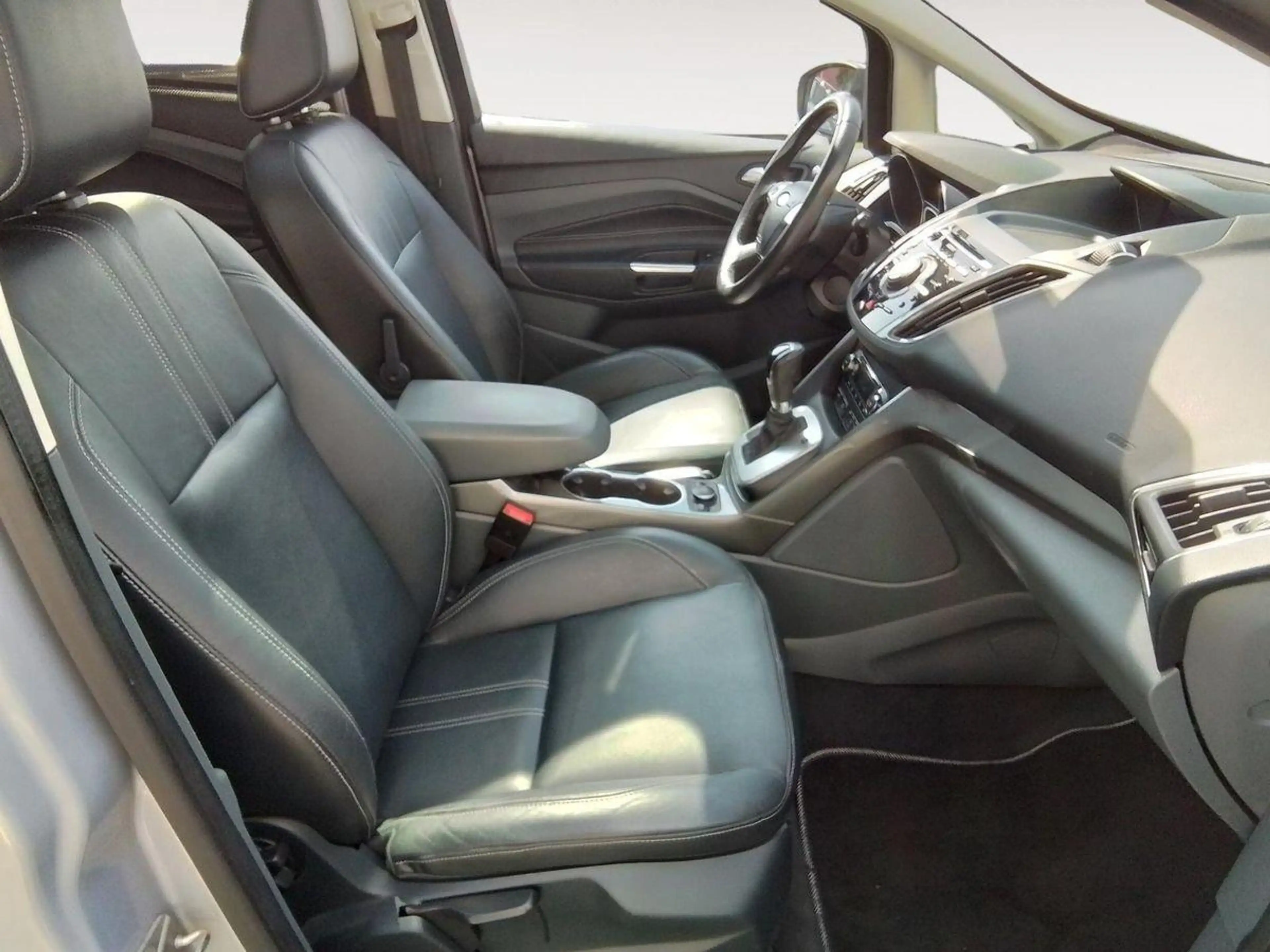 Ford Grand C-Max Titanium 2.0 TDCi — photo 14