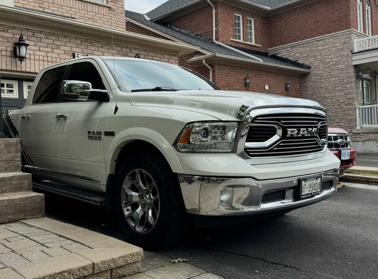 RAM 1500 снимка RAM 1500